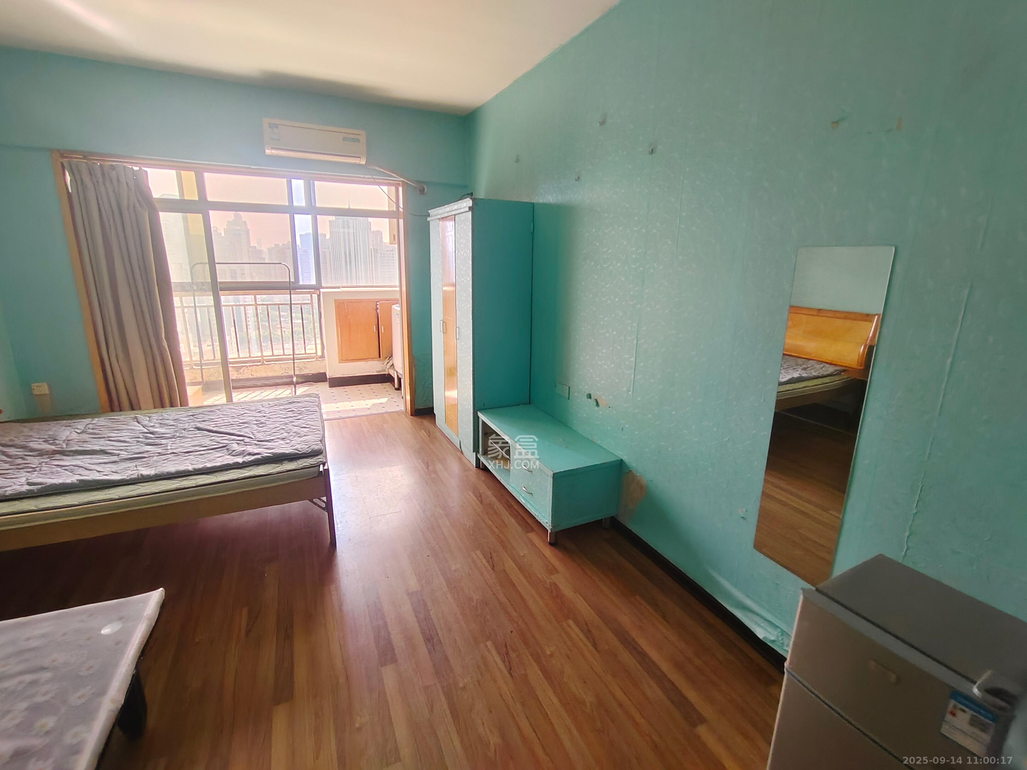 七彩丽都  1室1厅1卫    1500.0元/月 七彩丽都  1室1厅1卫    1500.0元/月室内图