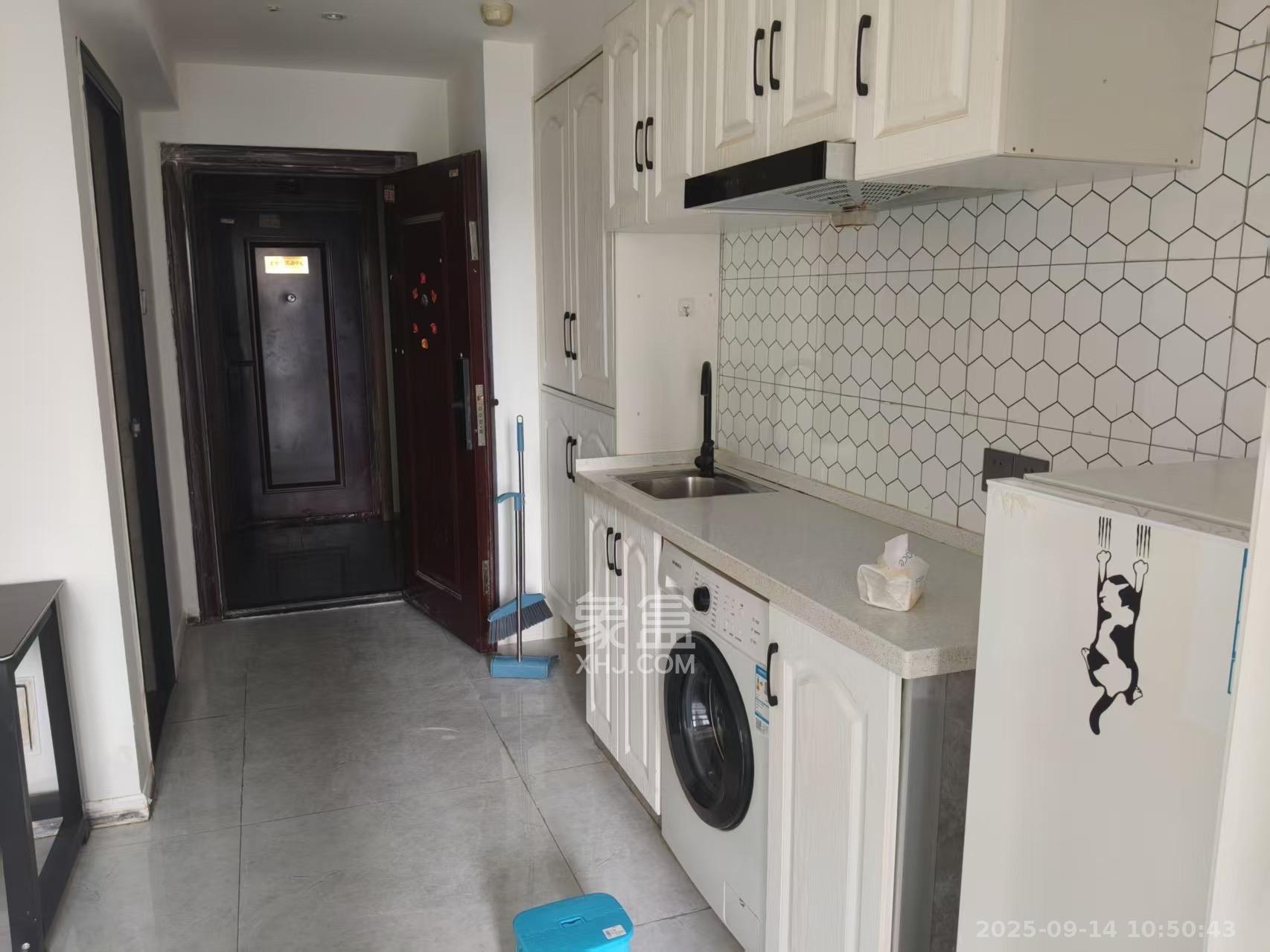 C-park天悦城（紫檀溪苑二期）  1室0厅0卫    1600.0元/月室内图