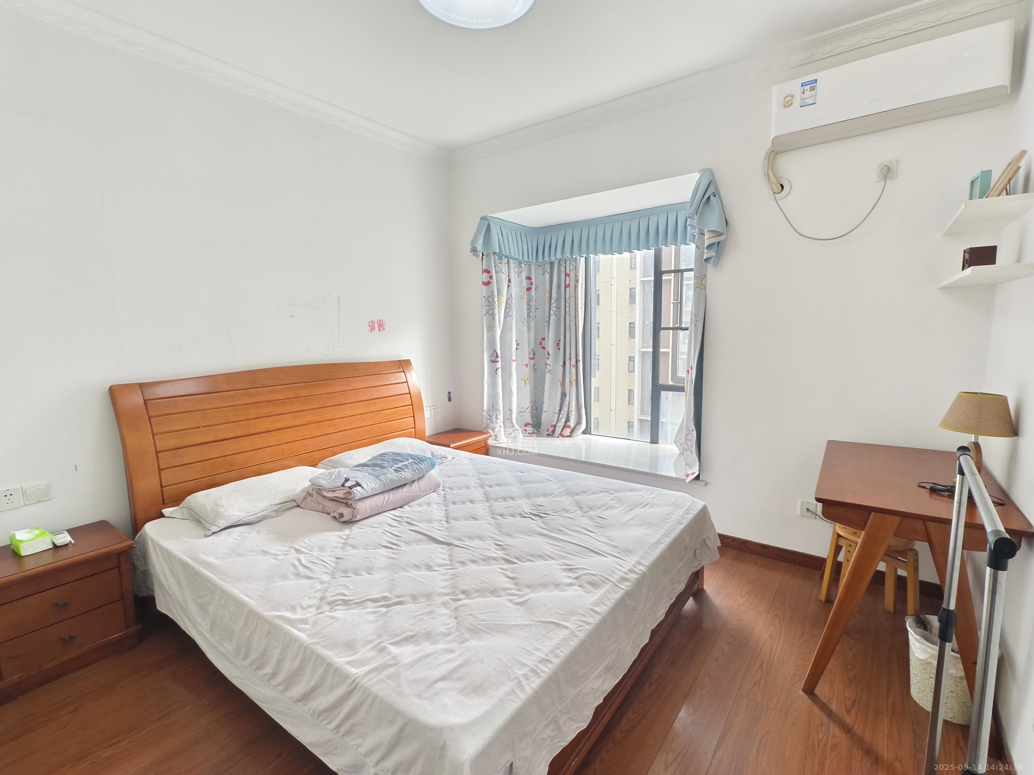 蓝山郡  3室2厅2卫    2500.0元/月 蓝山郡  3室2厅2卫    2500.0元/月室内图