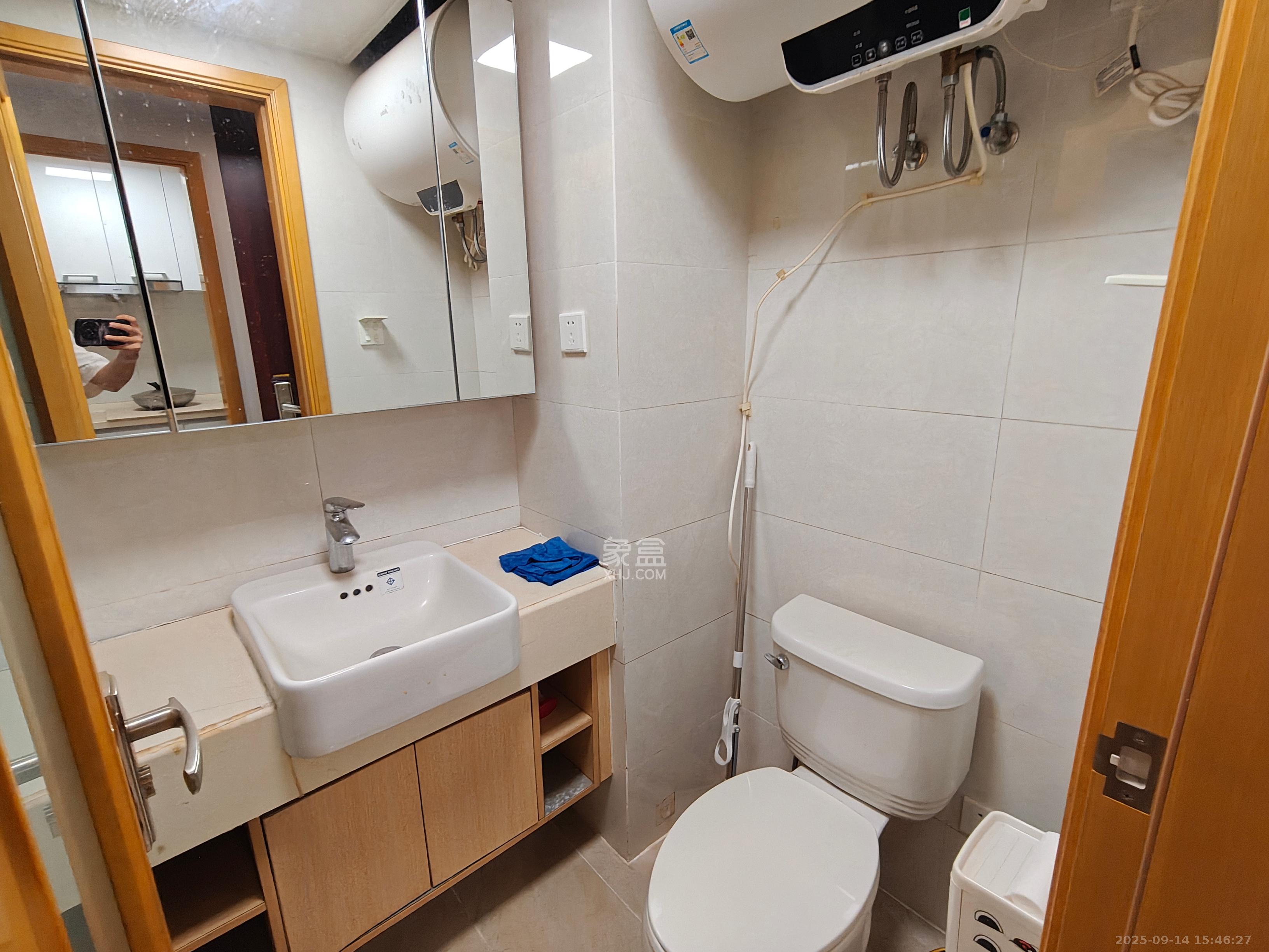 中海新城熙岸(中信新城五期) 1室0厅1卫 1000.0元/月 中海新城熙岸(中信新城五期) 1室0厅1卫 1000.0元/月室内图