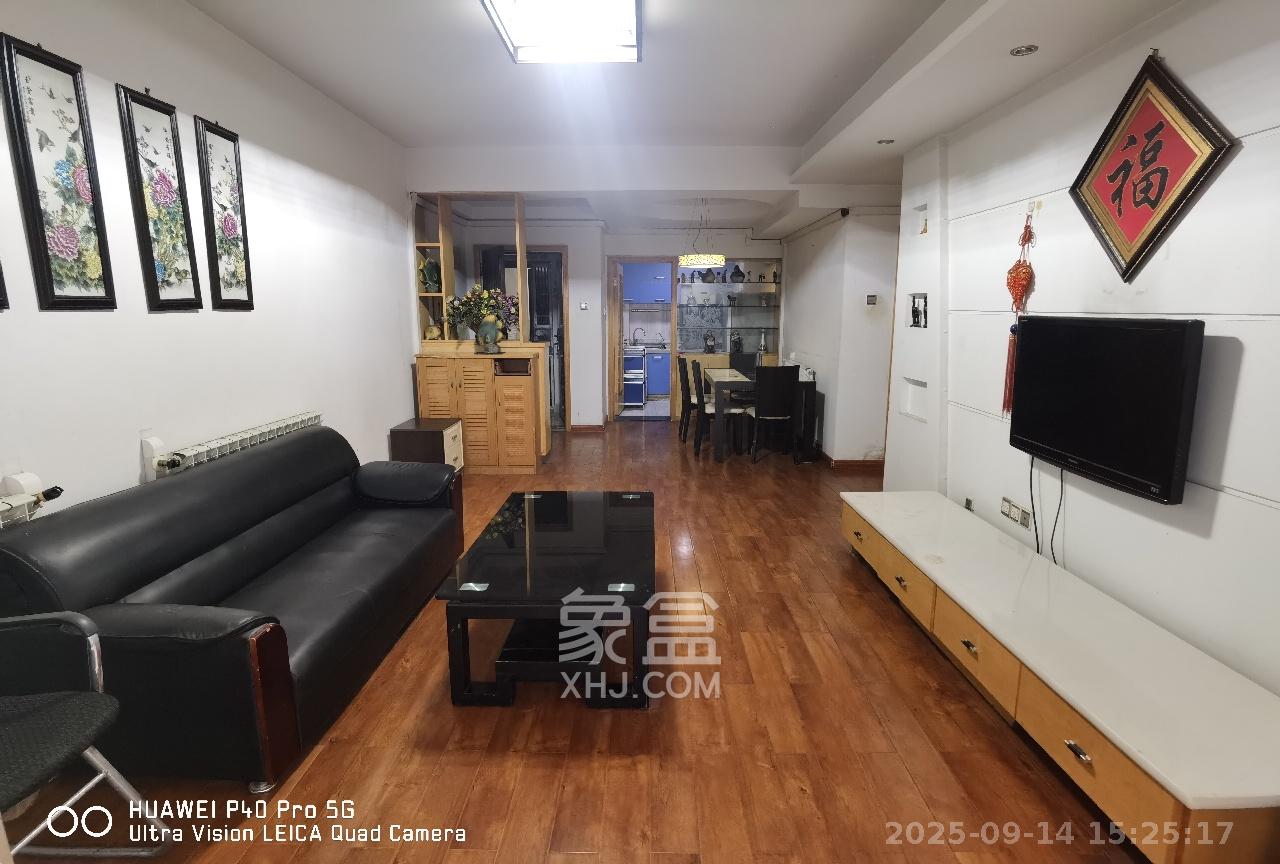 欧园  3室2厅2卫    2800.0元/月室内图