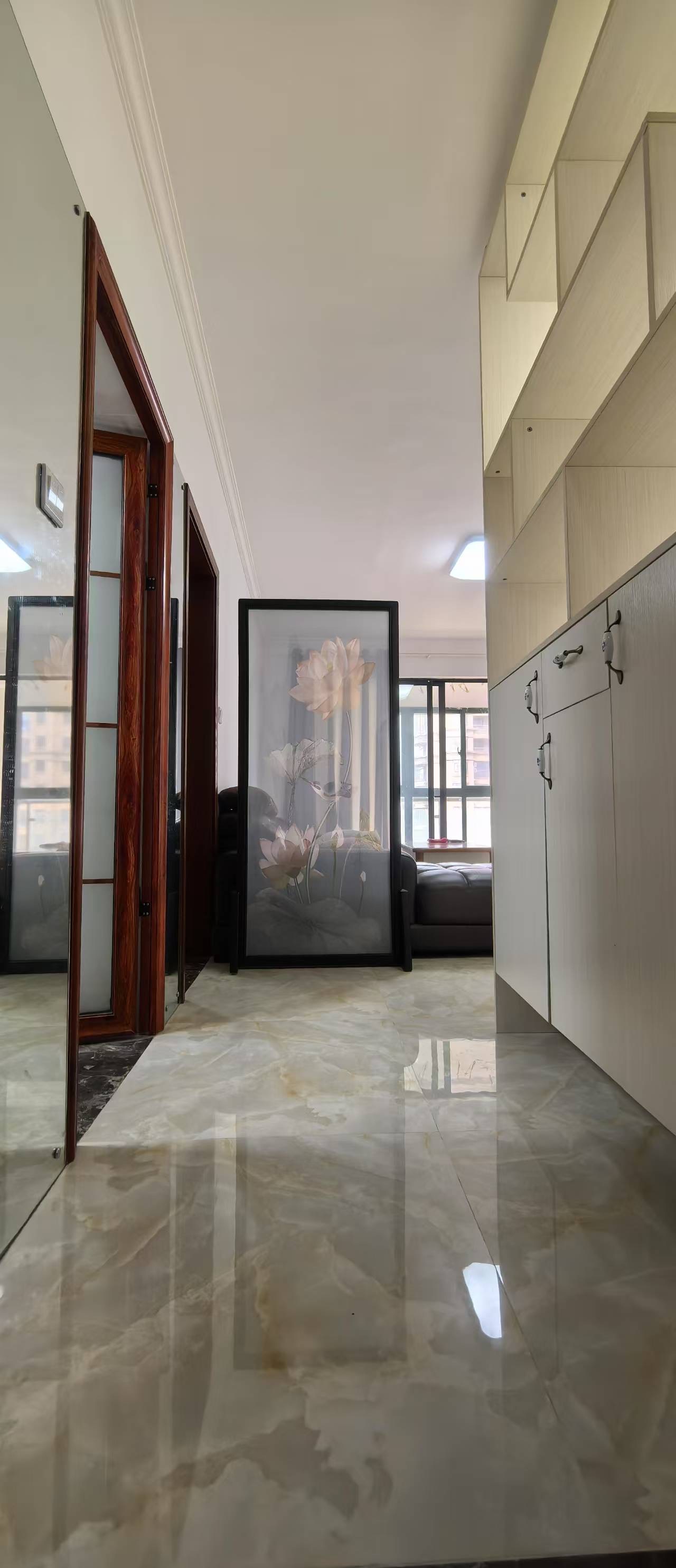 海阔天空-国瑞城二期(雅仕苑) 1室0厅0卫 4200.0元/月 海阔天空-国瑞城二期(雅仕苑) 1室0厅0卫 4200.0元/月室内图