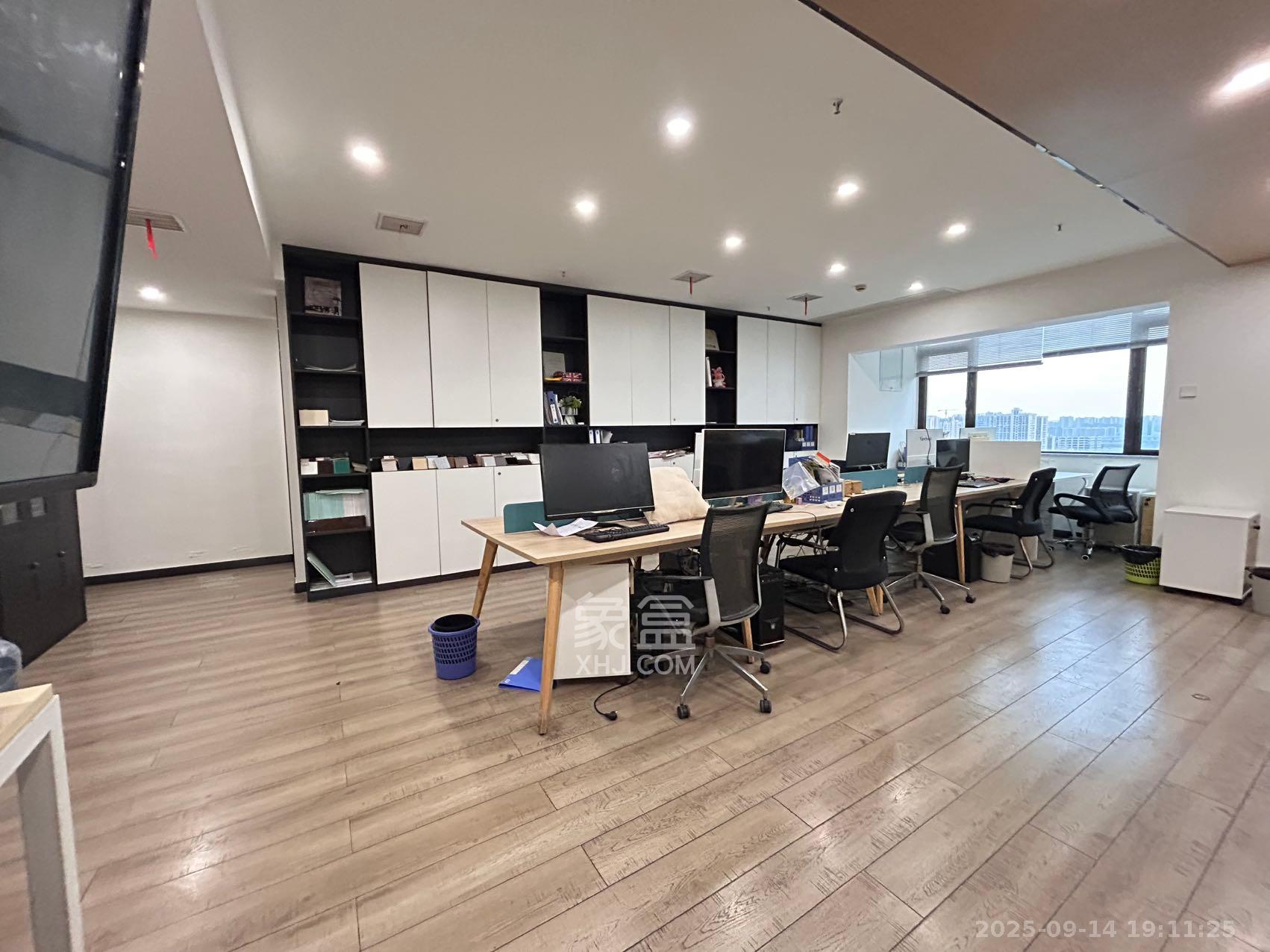 喜盈门范城 1室1厅0卫 12500.0元/月 喜盈门范城 1室1厅0卫 12500.0元/月室内图