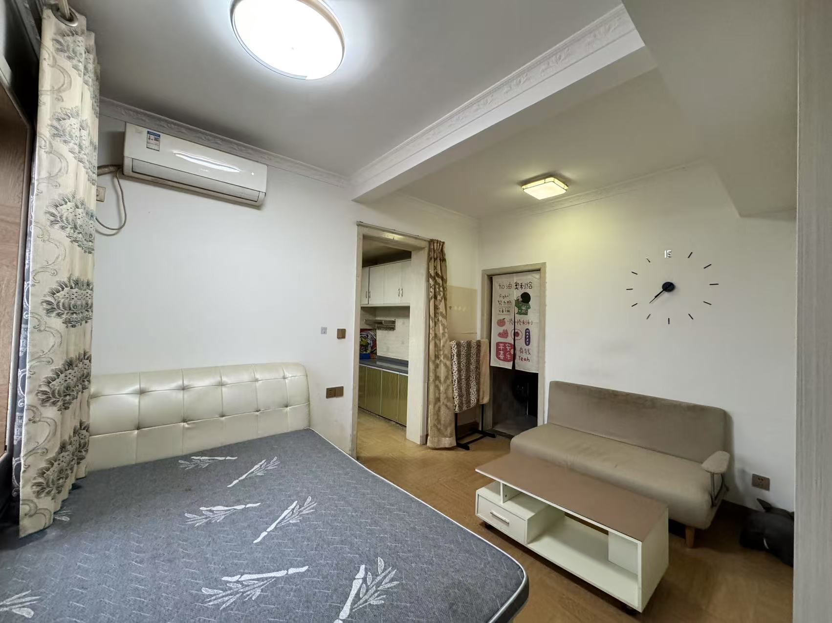 冠都现代城(冠都幸福彼岸) 1室1厅1卫 1100.0元/月 冠都现代城(冠都幸福彼岸) 1室1厅1卫 1100.0元/月室内图