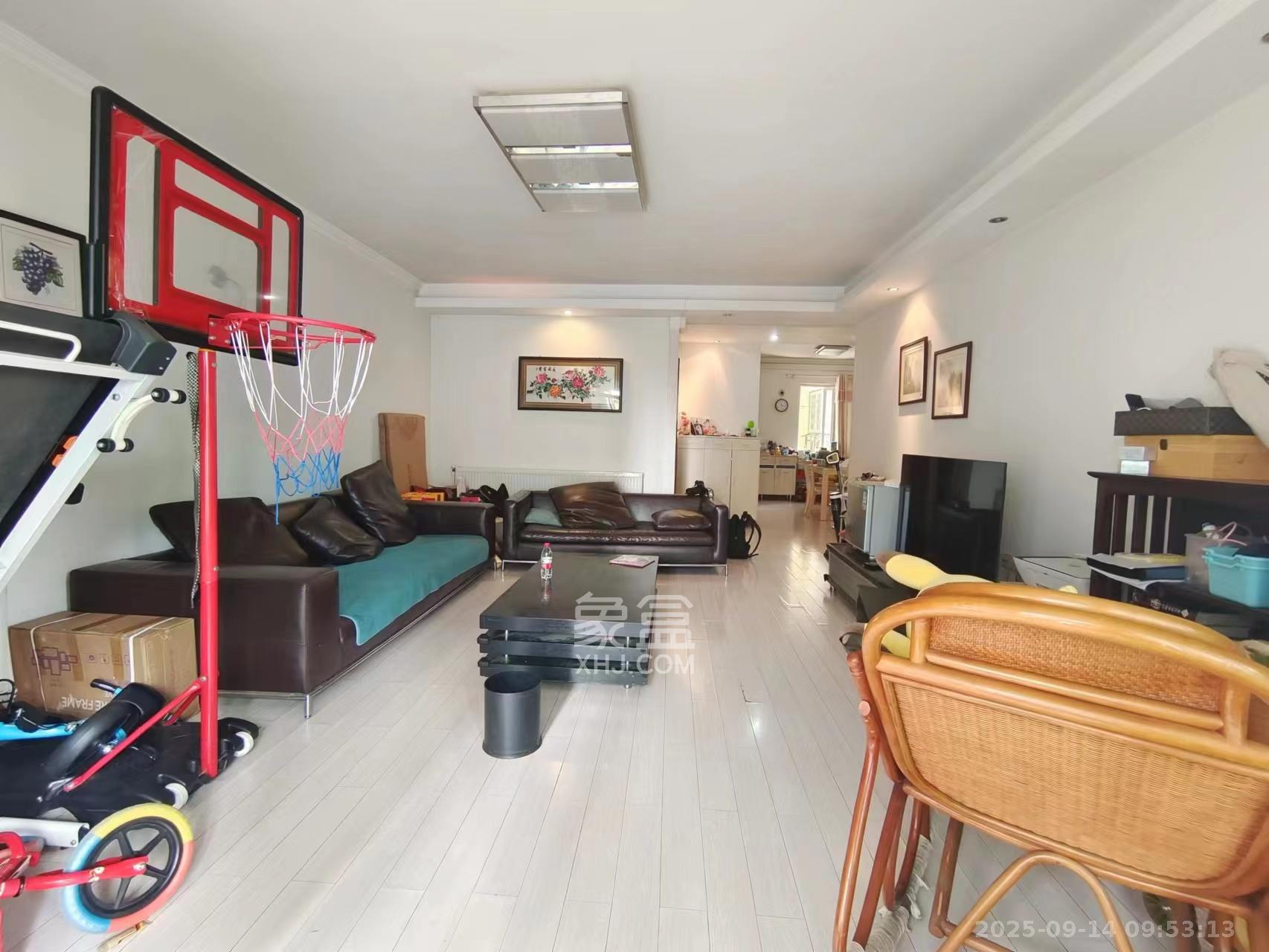 三重星都心 3室2厅2卫 3500.0元/月 三重星都心 3室2厅2卫 3500.0元/月室内图