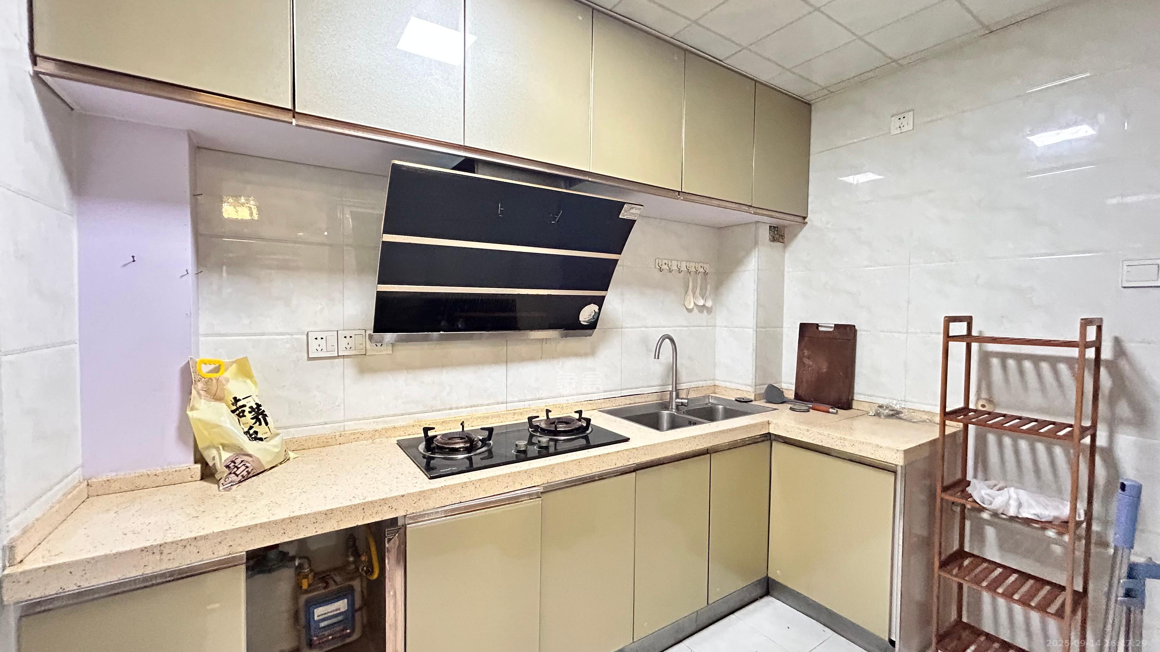 湘熙水郡（观澜海赋家园）  3室2厅1卫    2300.0元/月室内图