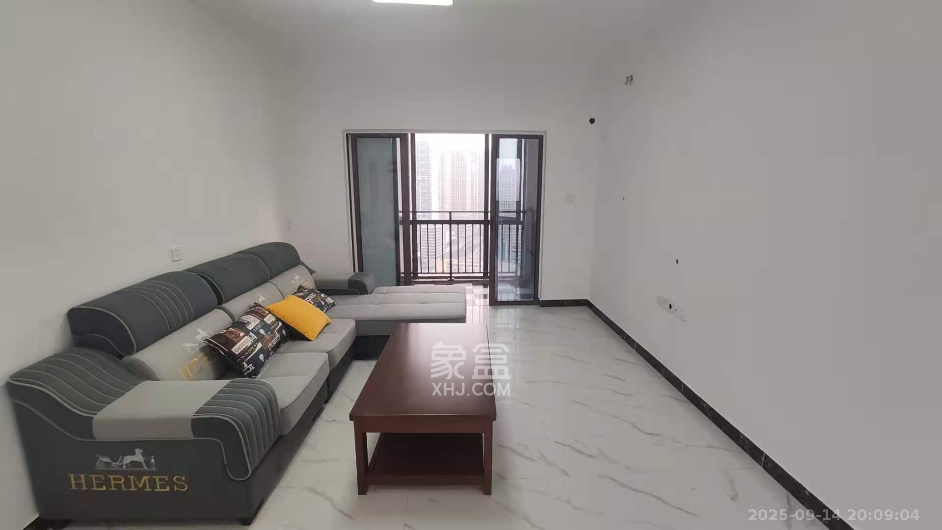 世茂铂翠湾二期 3室2厅2卫 3000.0元/月 世茂铂翠湾二期 3室2厅2卫 3000.0元/月室内图