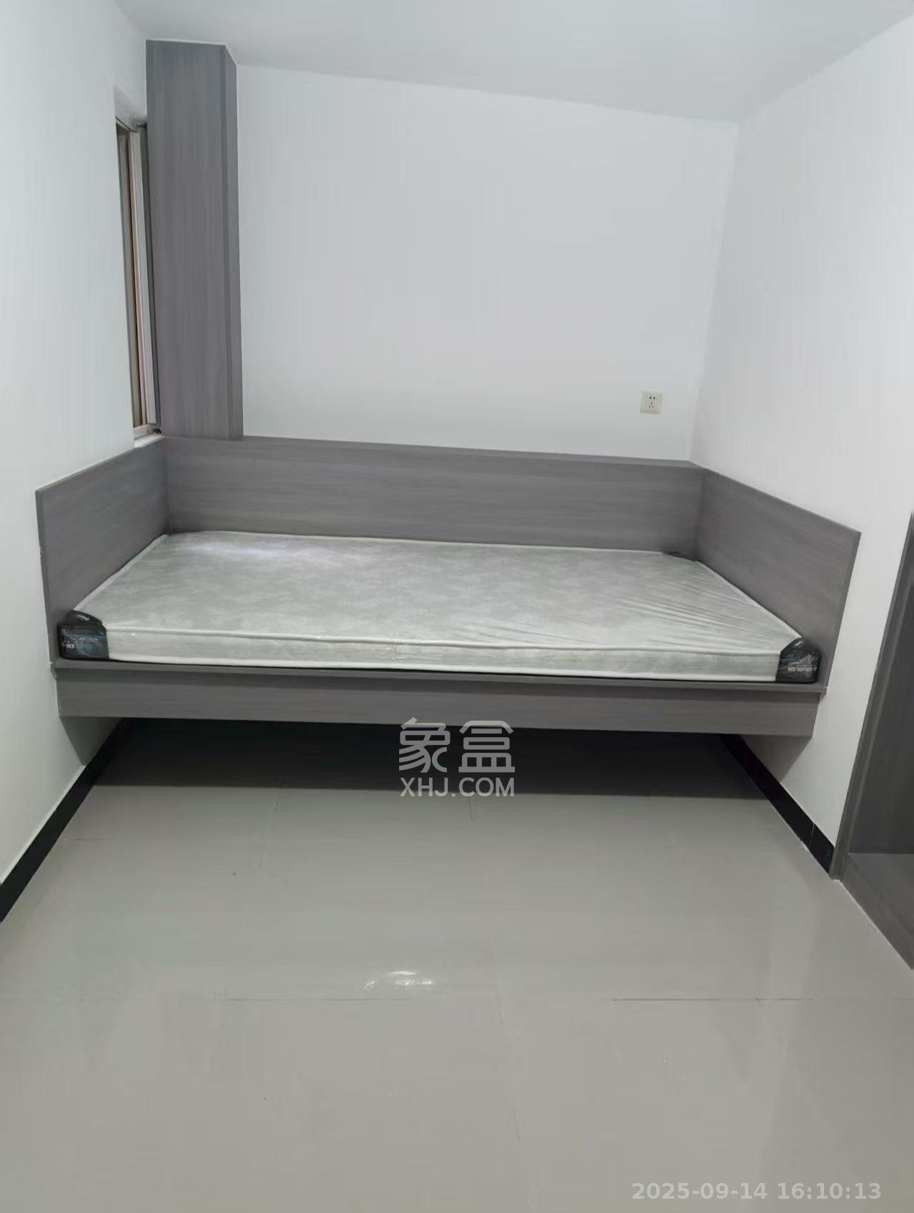 晶华美地 3室2厅1卫 1900.0元/月 晶华美地 3室2厅1卫 1900.0元/月室内图