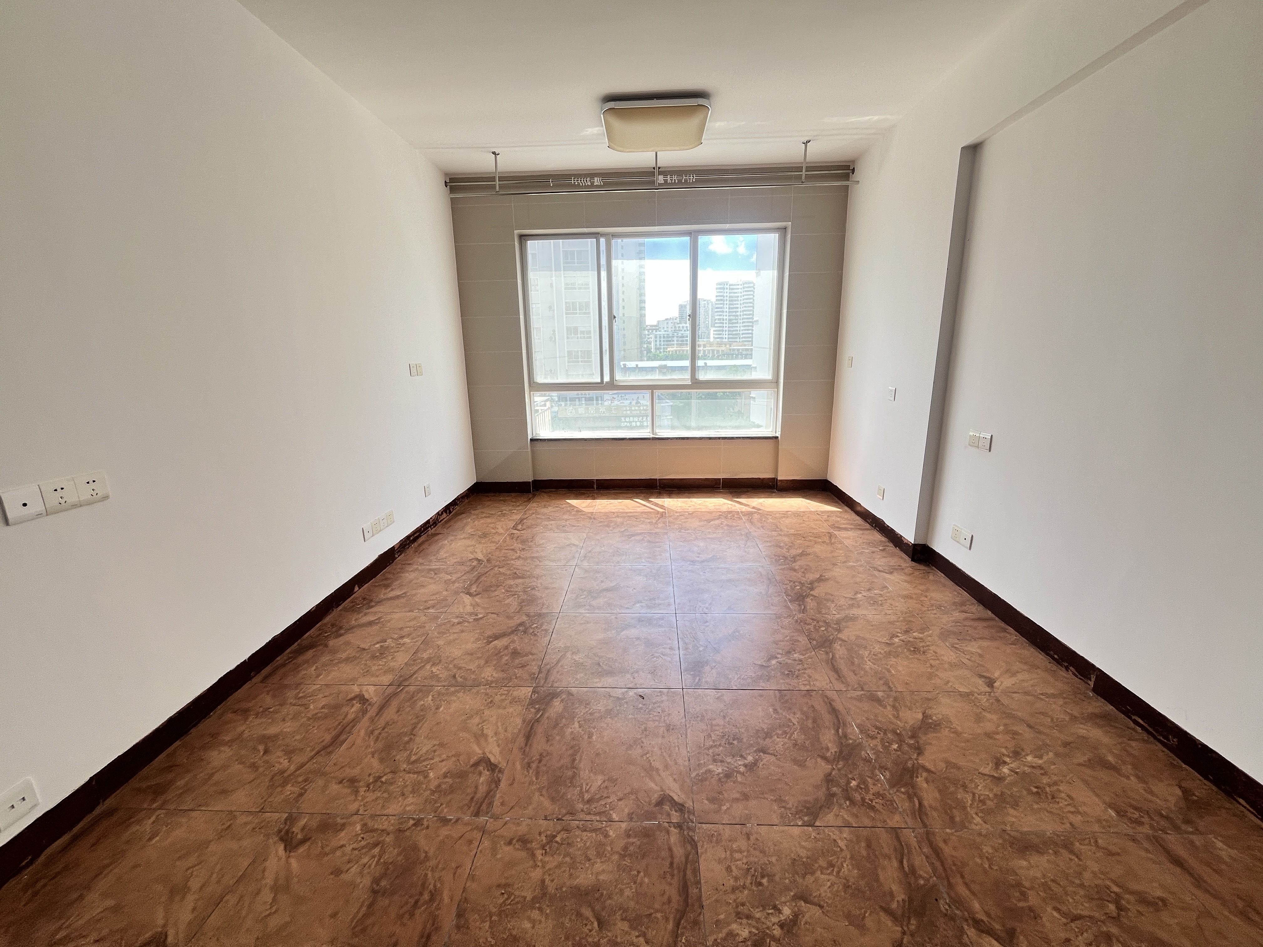 海韵裕都 1室0厅1卫 1500.0元/月 海韵裕都 1室0厅1卫 1500.0元/月室内图