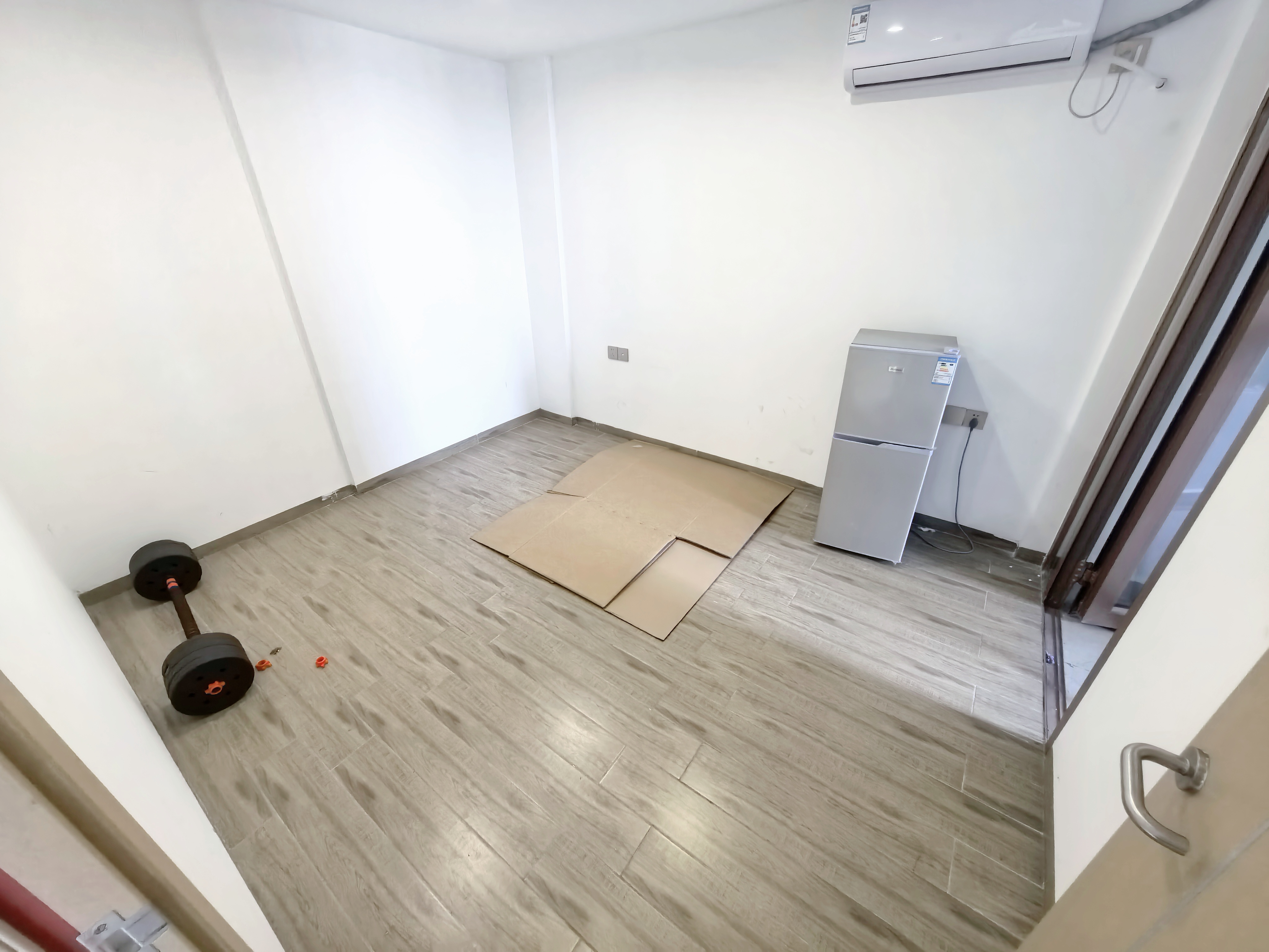 金龙城市广场二期  2室2厅1卫    3000.0元/月室内图