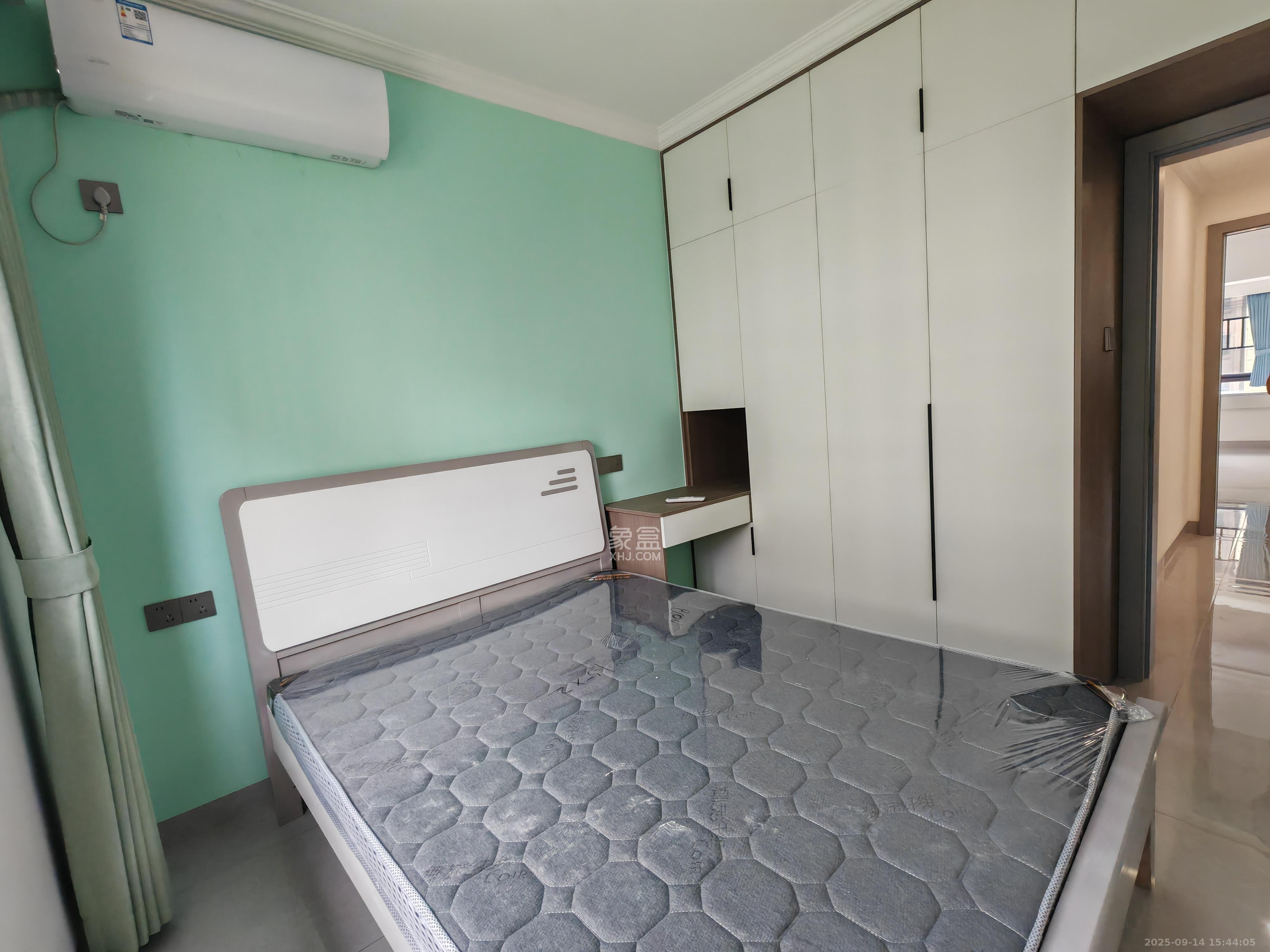 中梁星都荟 4室2厅2卫 2680.0元/月 中梁星都荟 4室2厅2卫 2680.0元/月室内图