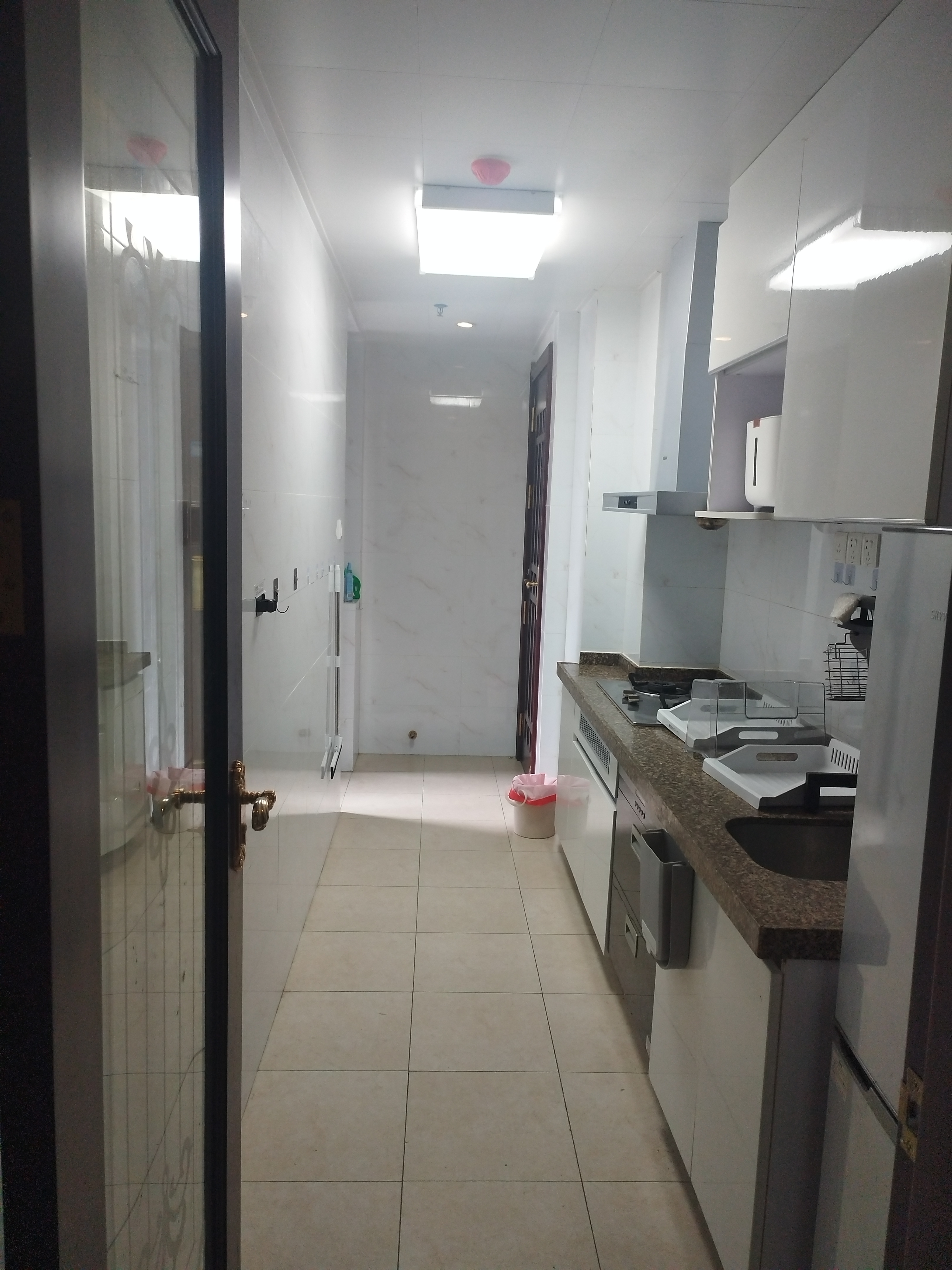 恒大海口文化旅游城 3室2厅2卫 2000.0元/月 恒大海口文化旅游城 3室2厅2卫 2000.0元/月室内图