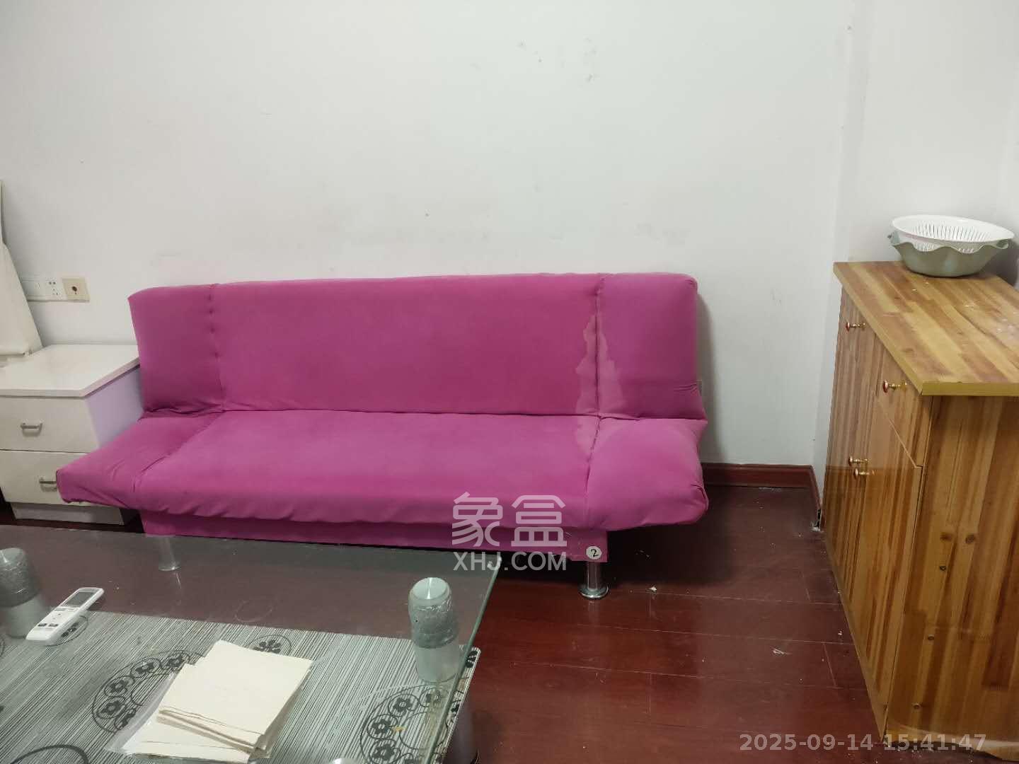 万科魅力之城  1室1厅1卫    1100.0元/月室内图