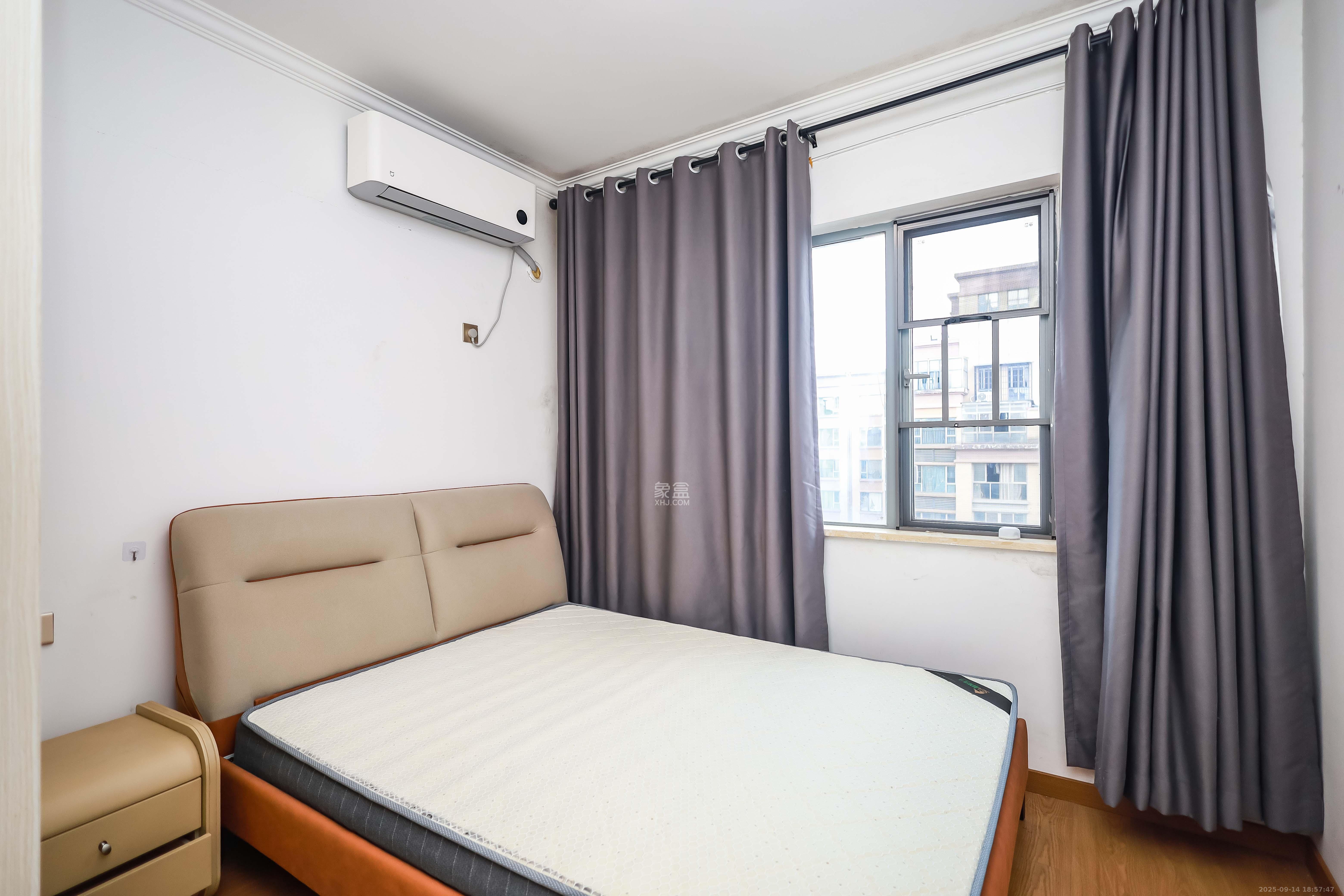 潇湘奥林匹克花园  3室2厅1卫    84.0万卧室