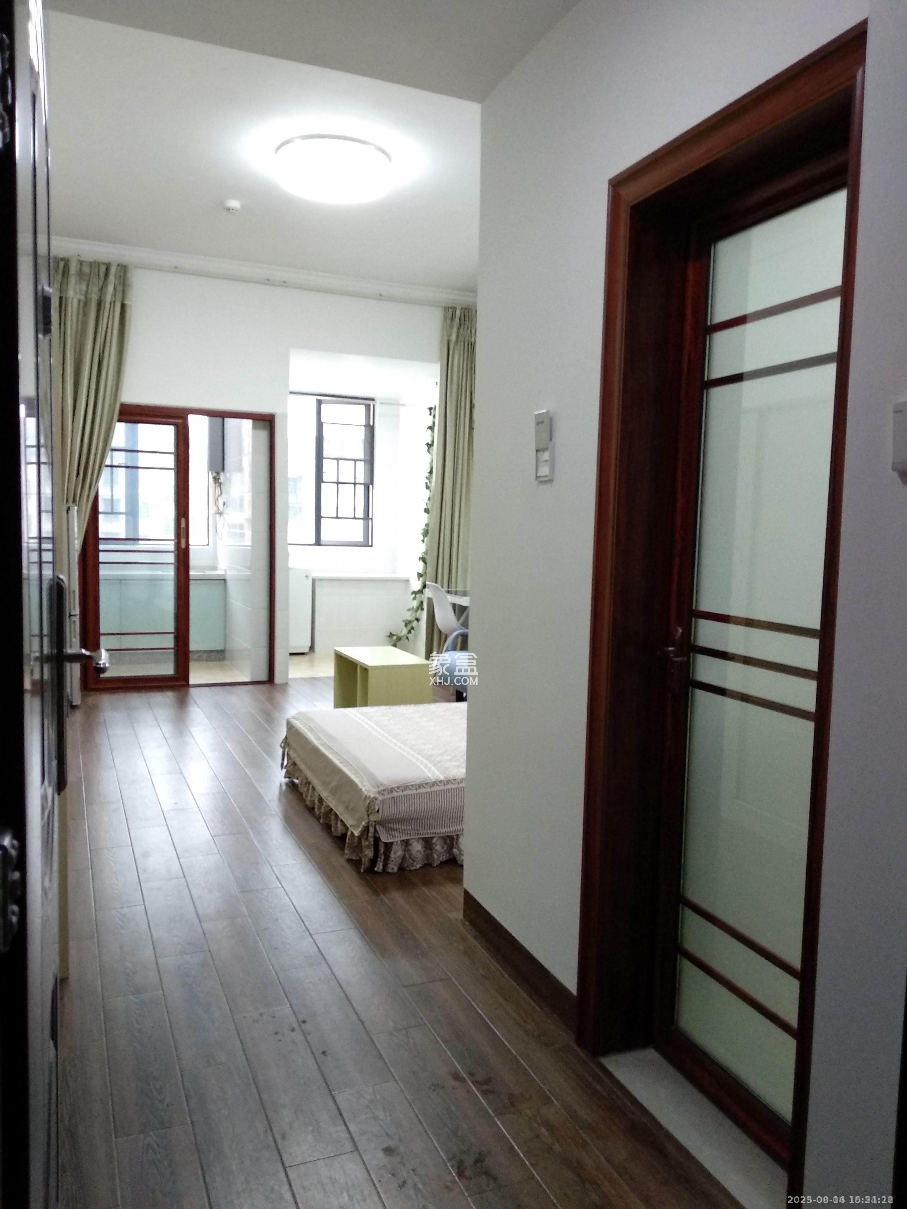 中南壹号院 1室1厅1卫 1752.0元/月 中南壹号院 1室1厅1卫 1752.0元/月室内图