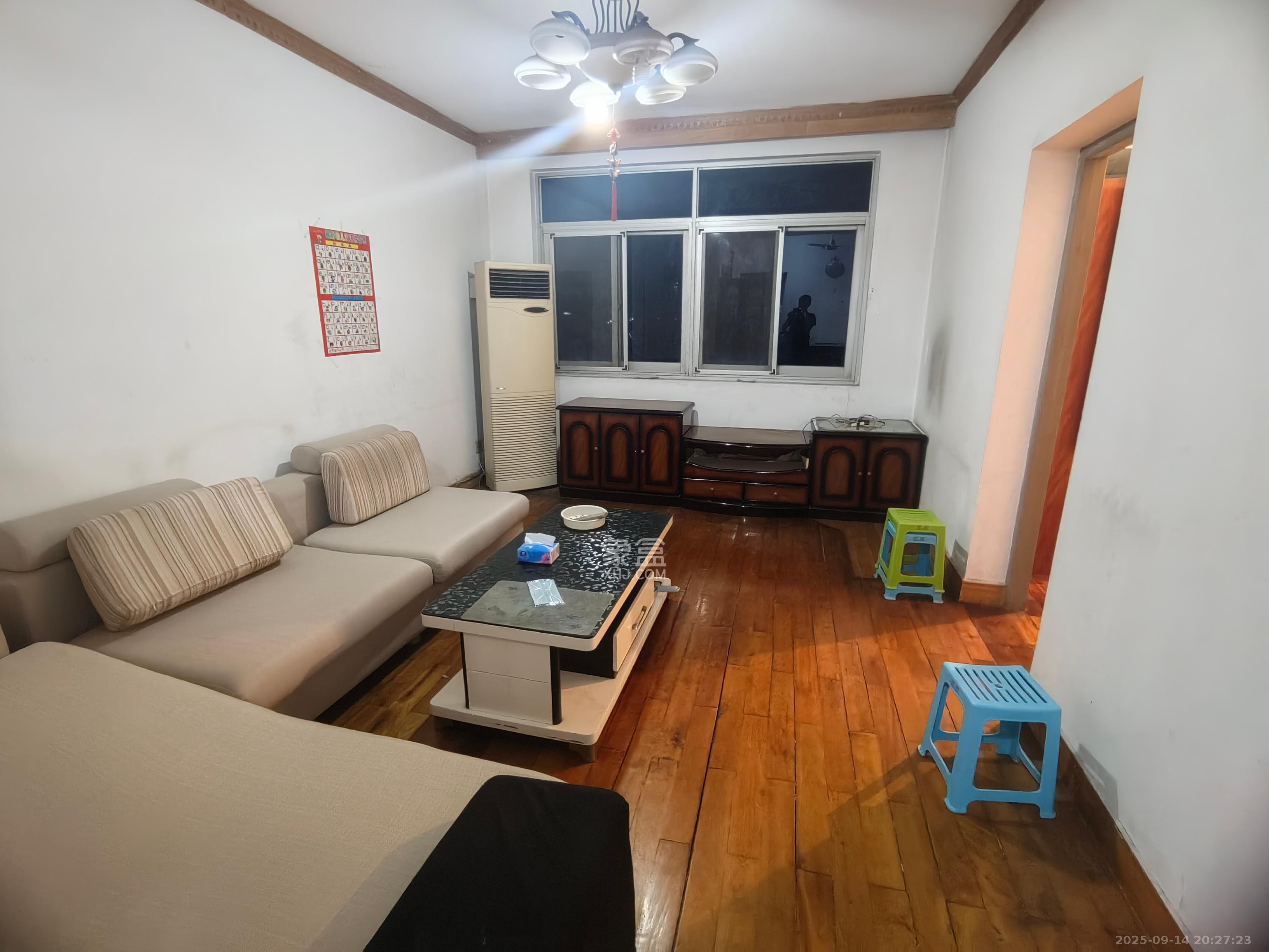 洞井小区(地质大队) 2室1厅1卫 1100.0元/月 洞井小区(地质大队) 2室1厅1卫 1100.0元/月室内图