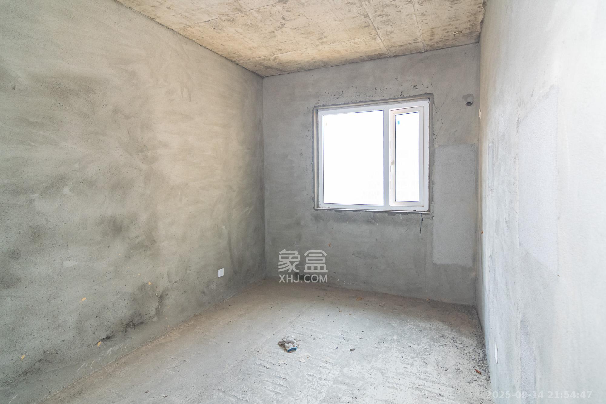 富兴悦府（富兴学府名邸)  4室2厅2卫    73.0万卧室