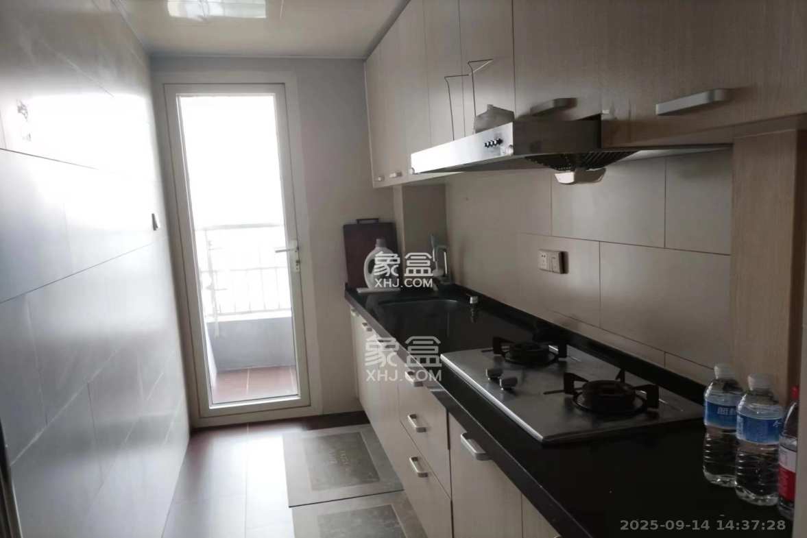 北辰三角洲E5区 1室1厅1卫 2500.0元/月 北辰三角洲E5区 1室1厅1卫 2500.0元/月室内图