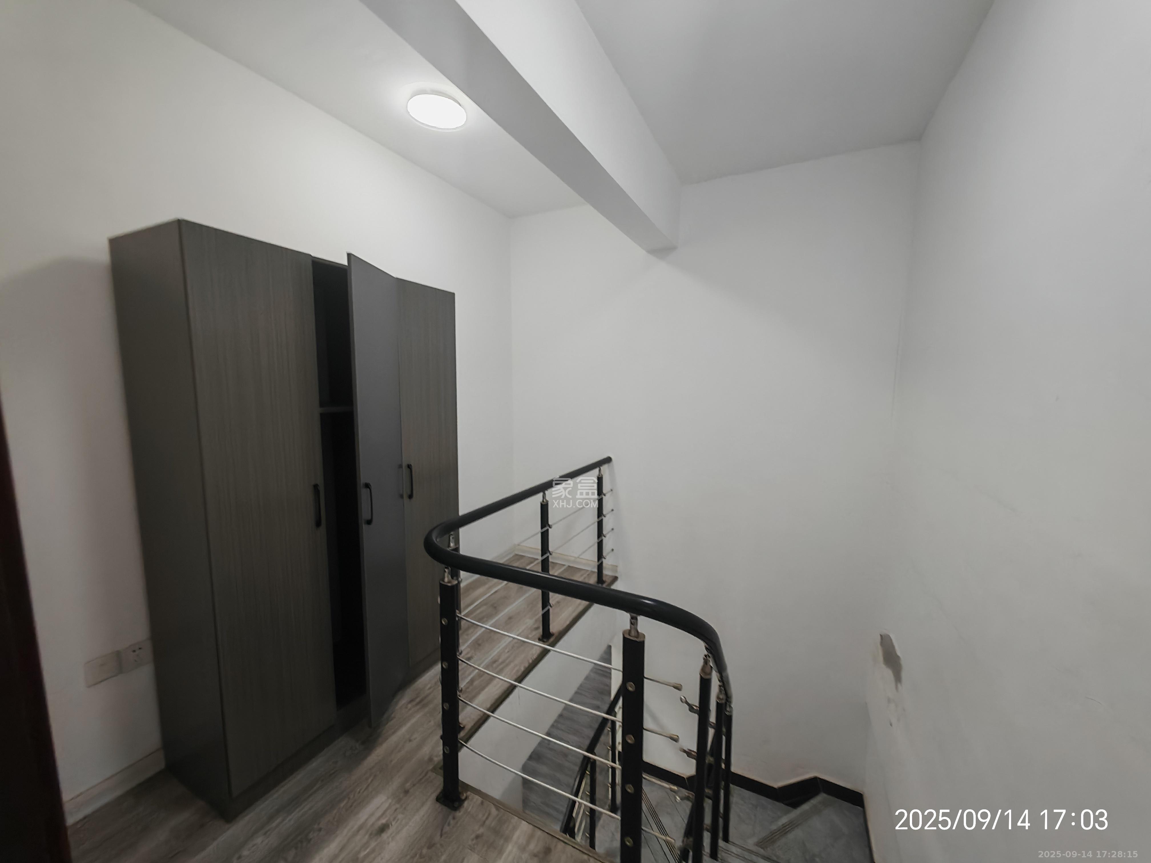 梅溪正荣府  4室2厅2卫    3400.0元/月室内图