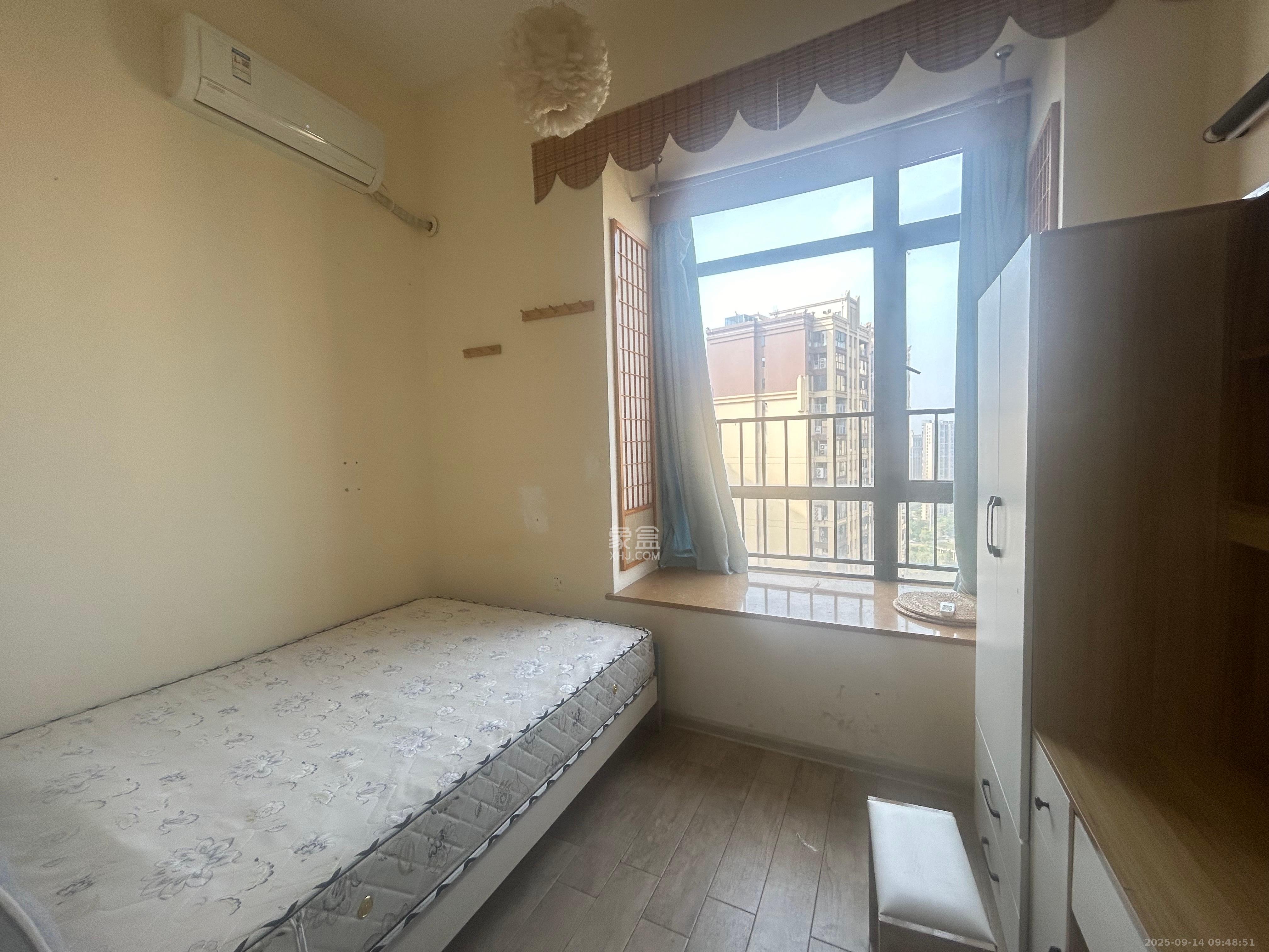 兰亭湾畔 1室1厅1卫 1100.0元/月 兰亭湾畔 1室1厅1卫 1100.0元/月室内图