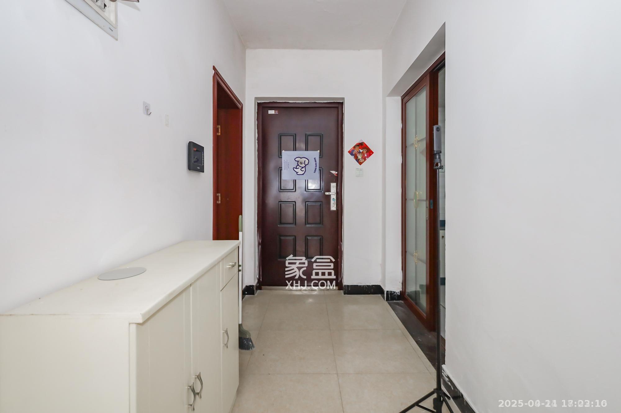 世茂铂翠湾二期 3室2厅1卫 2800.0元/月 世茂铂翠湾二期 3室2厅1卫 2800.0元/月室内图