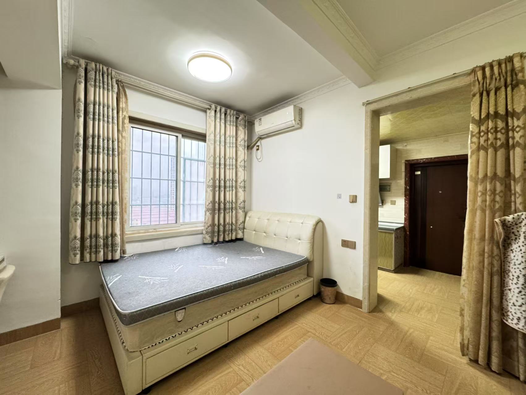 冠都现代城(冠都幸福彼岸) 1室1厅1卫 1100.0元/月 冠都现代城(冠都幸福彼岸) 1室1厅1卫 1100.0元/月室内图