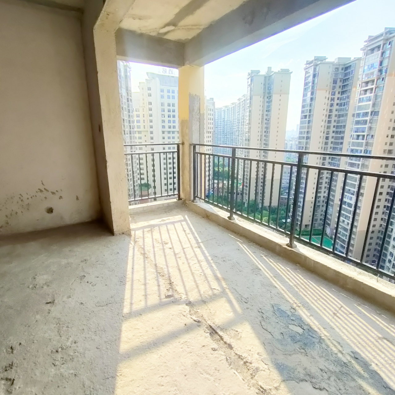 金和天下 3室2厅2卫 59.8万 金和天下 3室2厅2卫 59.8万客厅