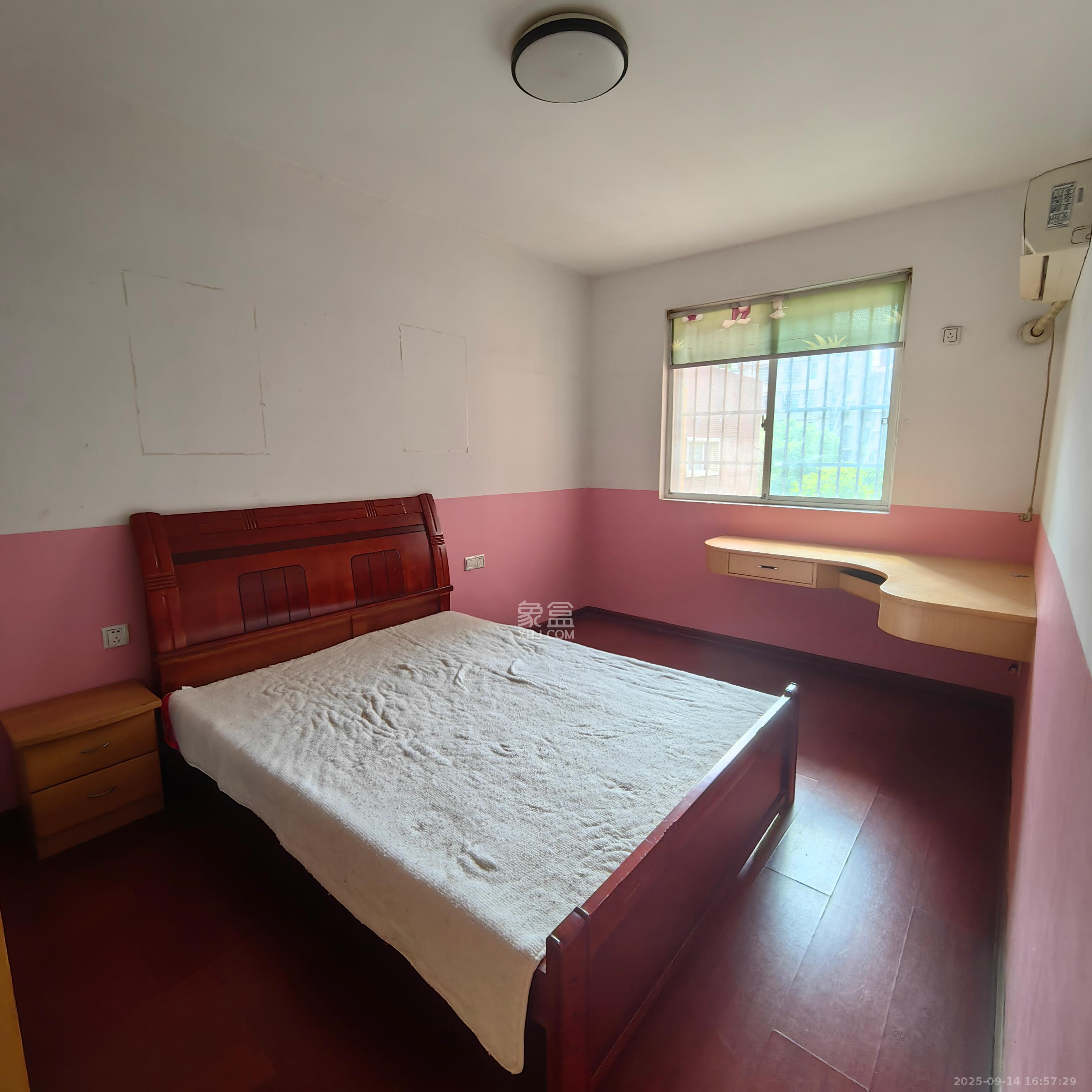 星城雅郡 3室2厅2卫 1600.0元/月 星城雅郡 3室2厅2卫 1600.0元/月室内图