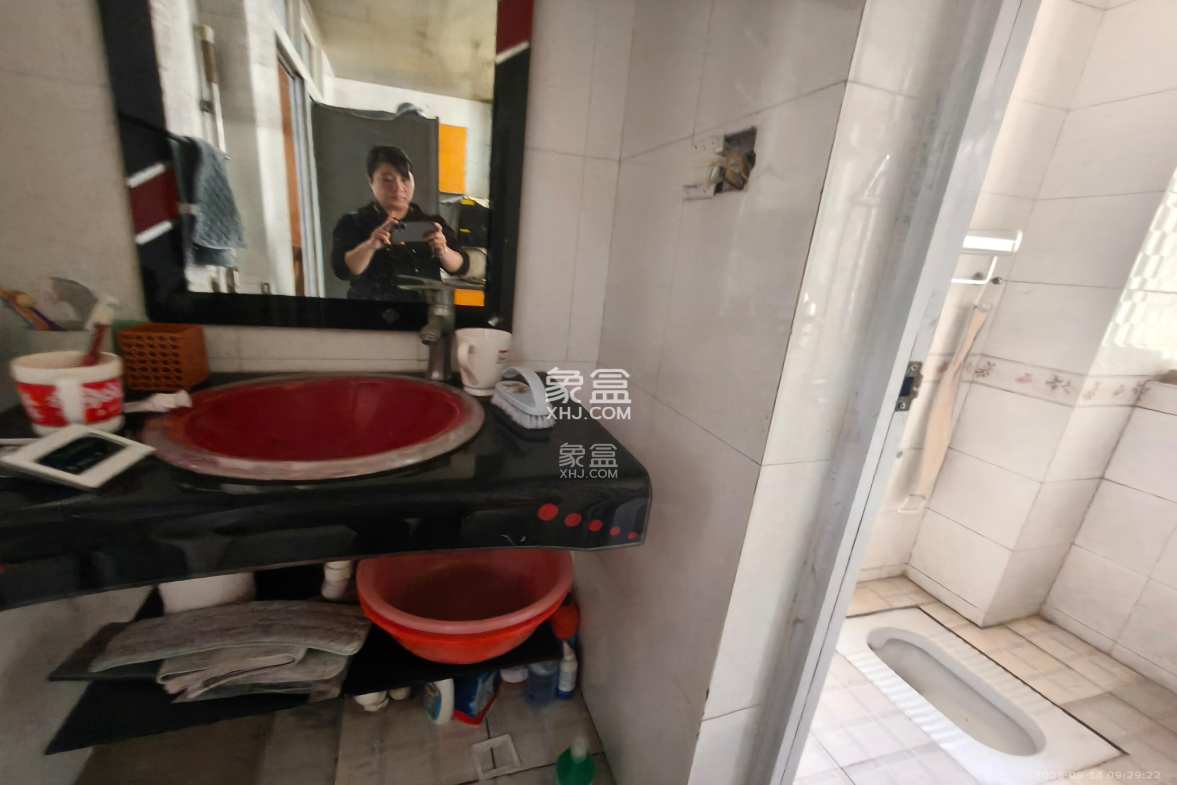 锦湘国际星城二期(锦雅苑)  2室2厅1卫    2000.0元/月 锦湘国际星城二期(锦雅苑)  2室2厅1卫    2000.0元/月室内图