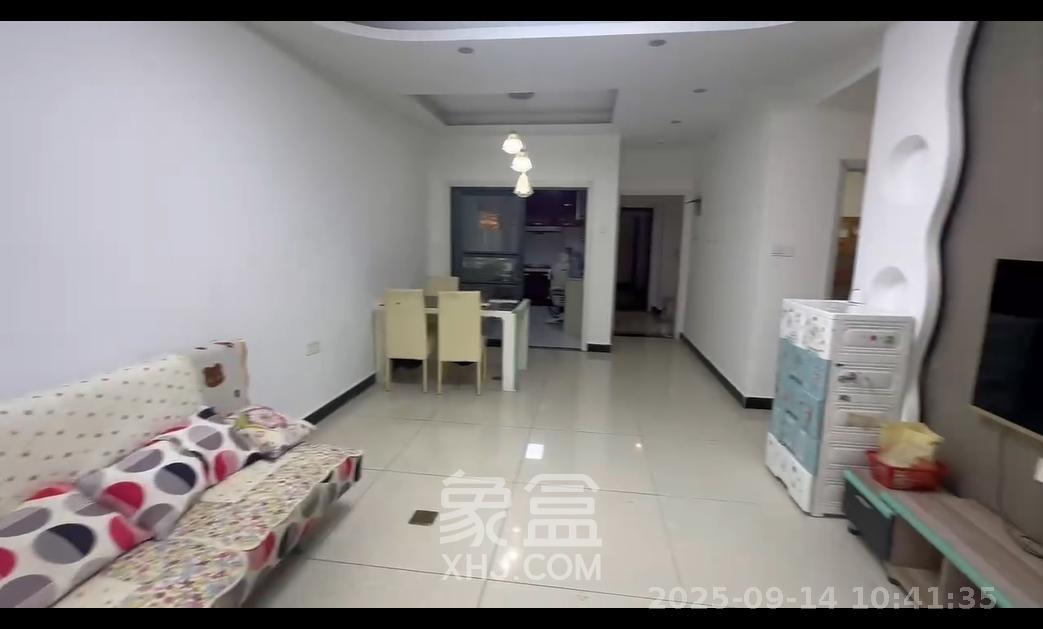 湘府十城（汇财御景湾新寓,汇财国际）  2室2厅1卫    2000.0元/月室内图