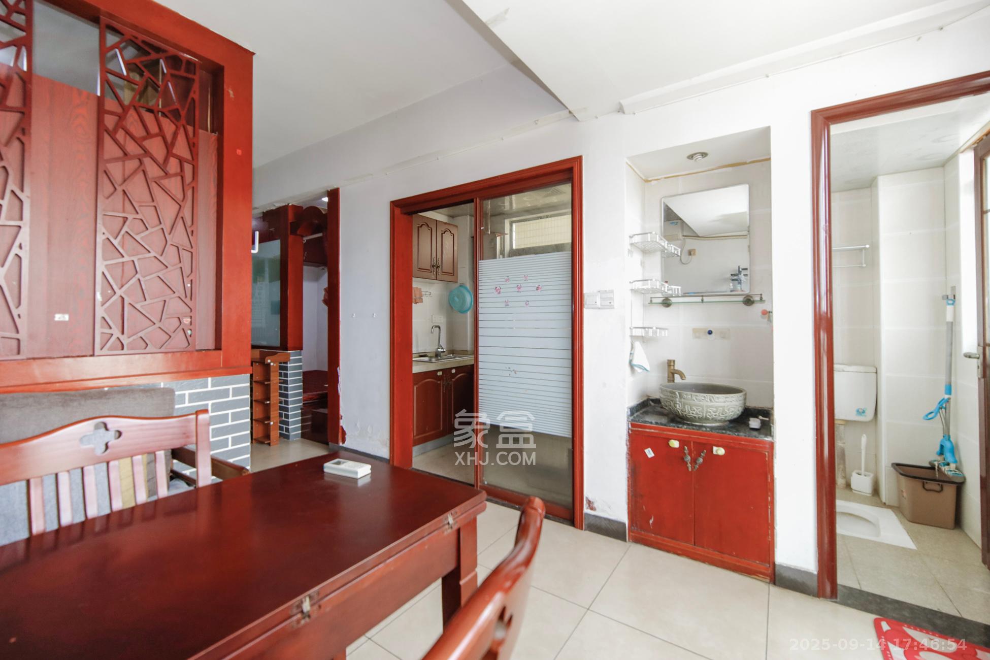 巢之恋  1室1厅1卫    29.8万客厅