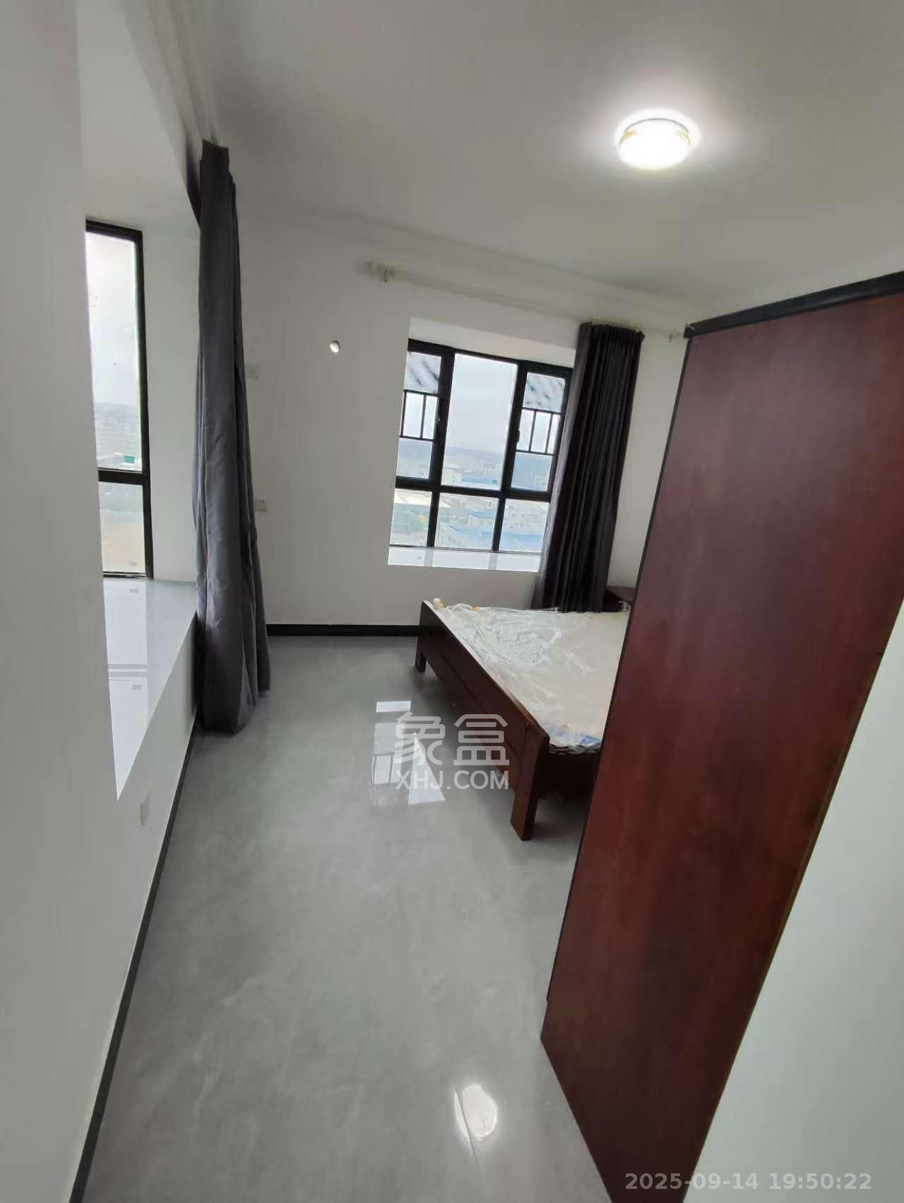 财汇新天地(财汇商务广场) 3室2厅2卫 2200.0元/月 财汇新天地(财汇商务广场) 3室2厅2卫 2200.0元/月室内图