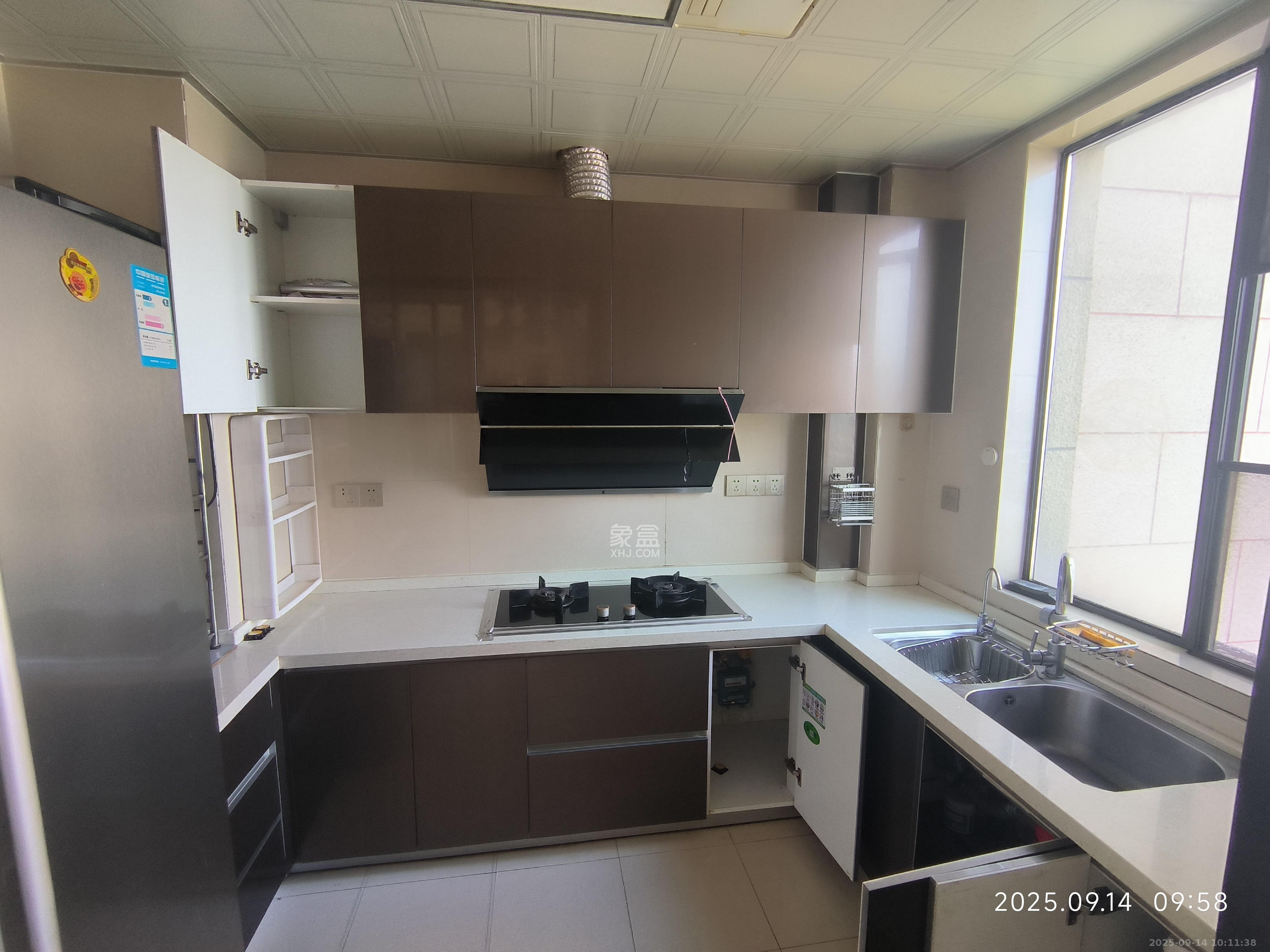 梅溪湖金茂悦(金悦雅苑)  4室2厅2卫    3900.0元/月 梅溪湖金茂悦(金悦雅苑)  4室2厅2卫    3900.0元/月室内图