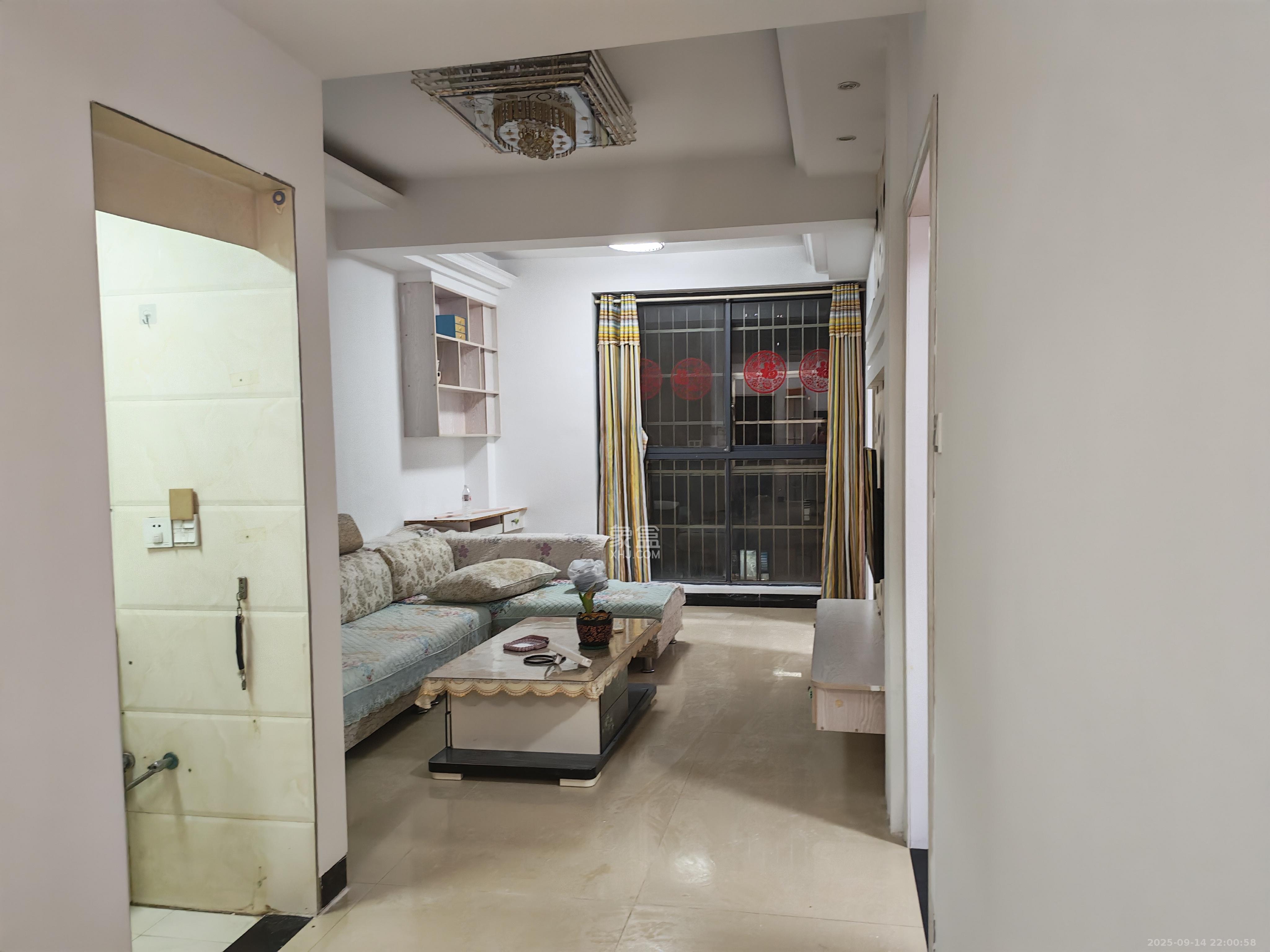 新盛珑璟台  2室2厅1卫    2000.0元/月室内图