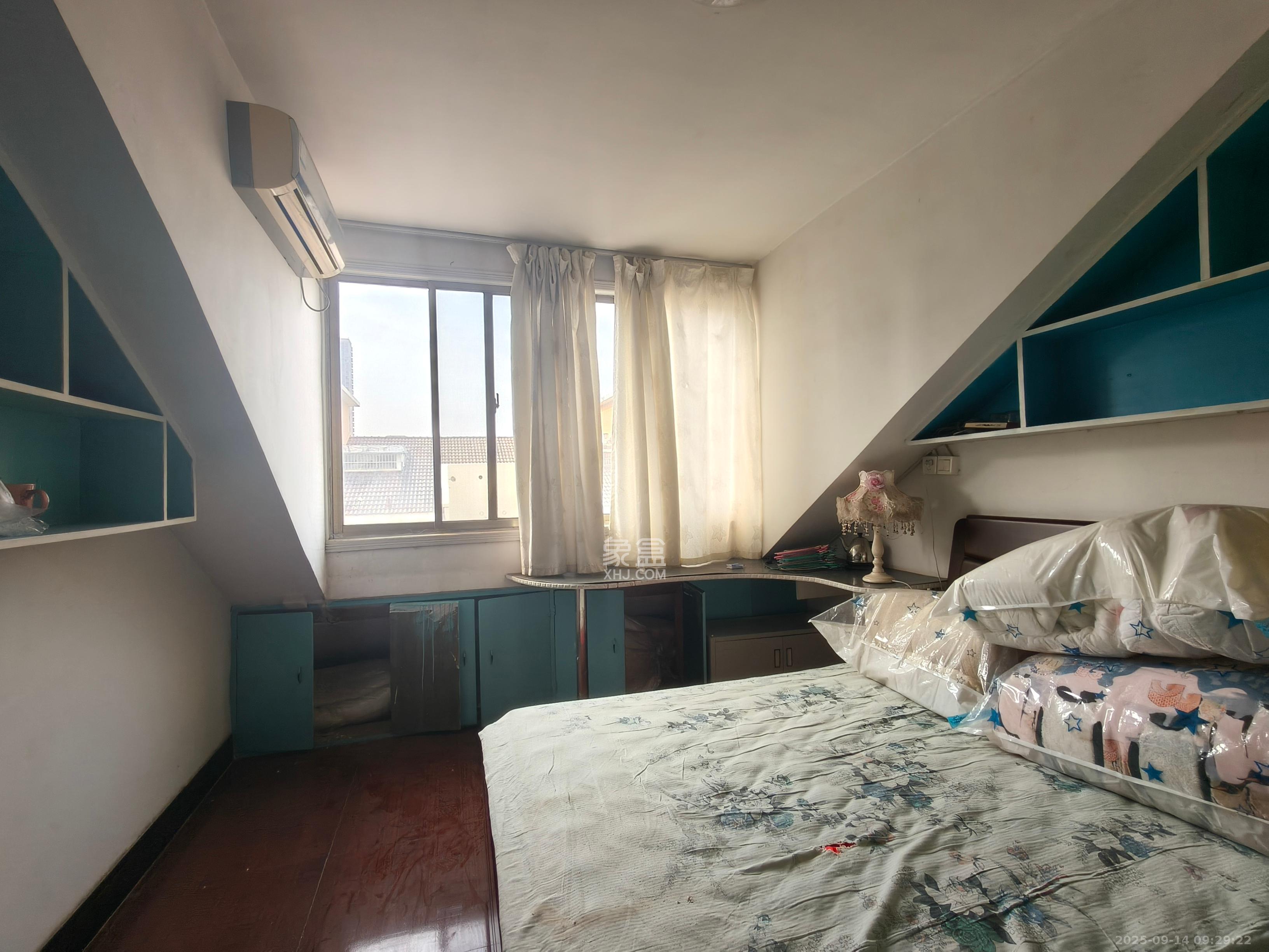 锦湘国际星城二期（锦雅苑）  2室2厅1卫    2000.0元/月室内图