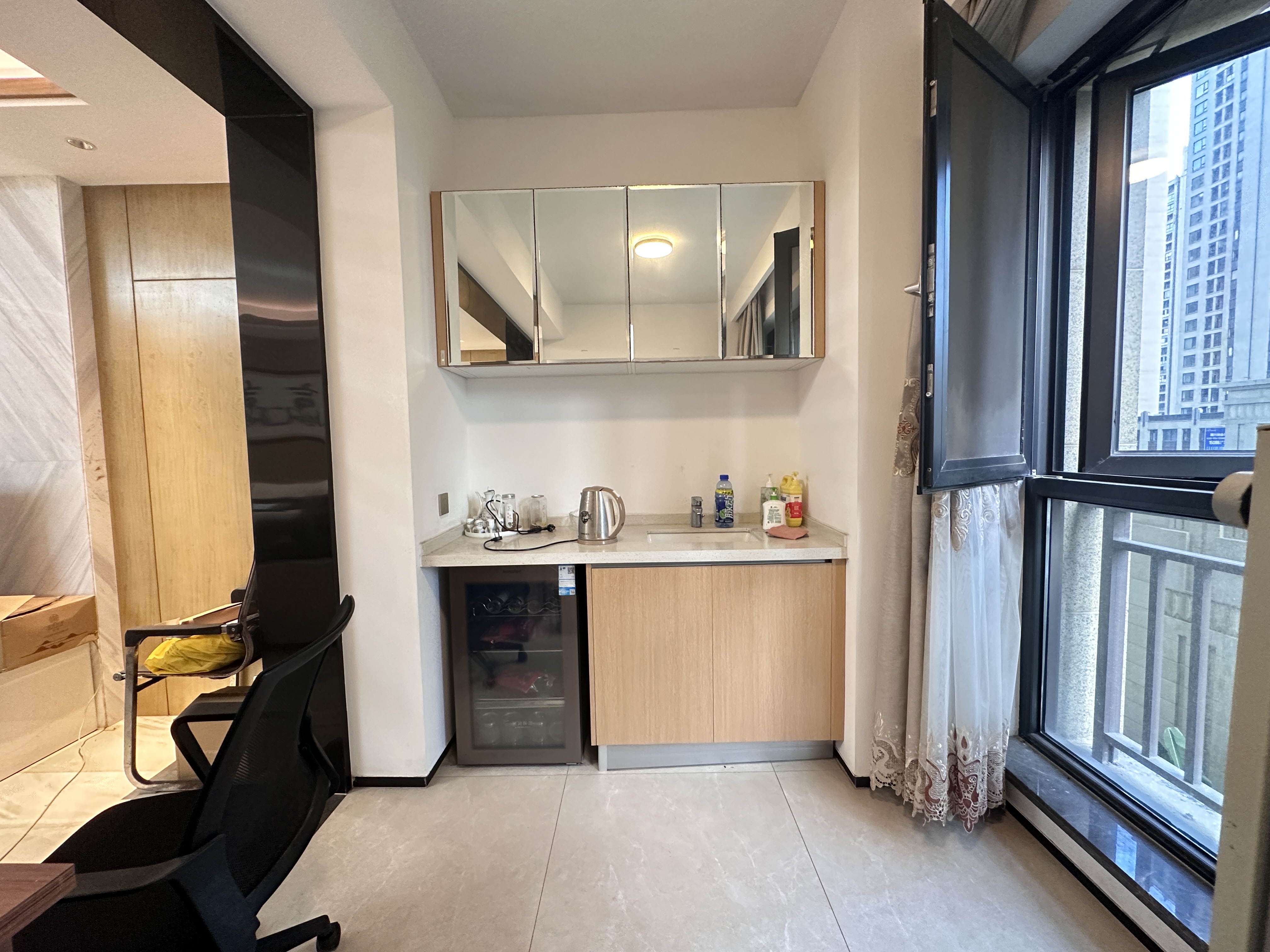 海航豪庭南苑 4室2厅3卫 7500.0元/月 海航豪庭南苑 4室2厅3卫 7500.0元/月室内图