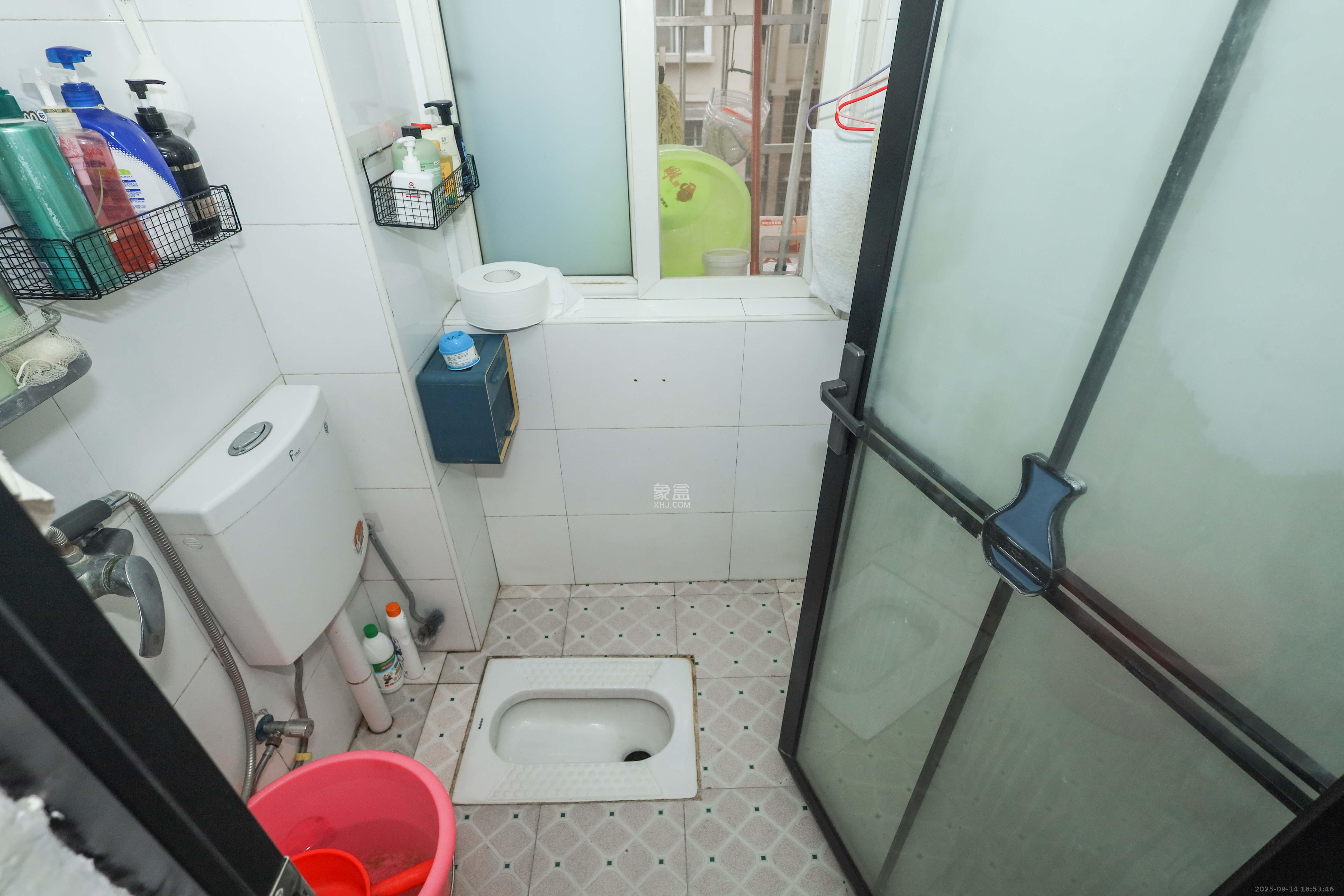 桔洲新苑(桔洲印象) 3室2厅1卫 42.0万 桔洲新苑(桔洲印象) 3室2厅1卫 42.0万卫生间