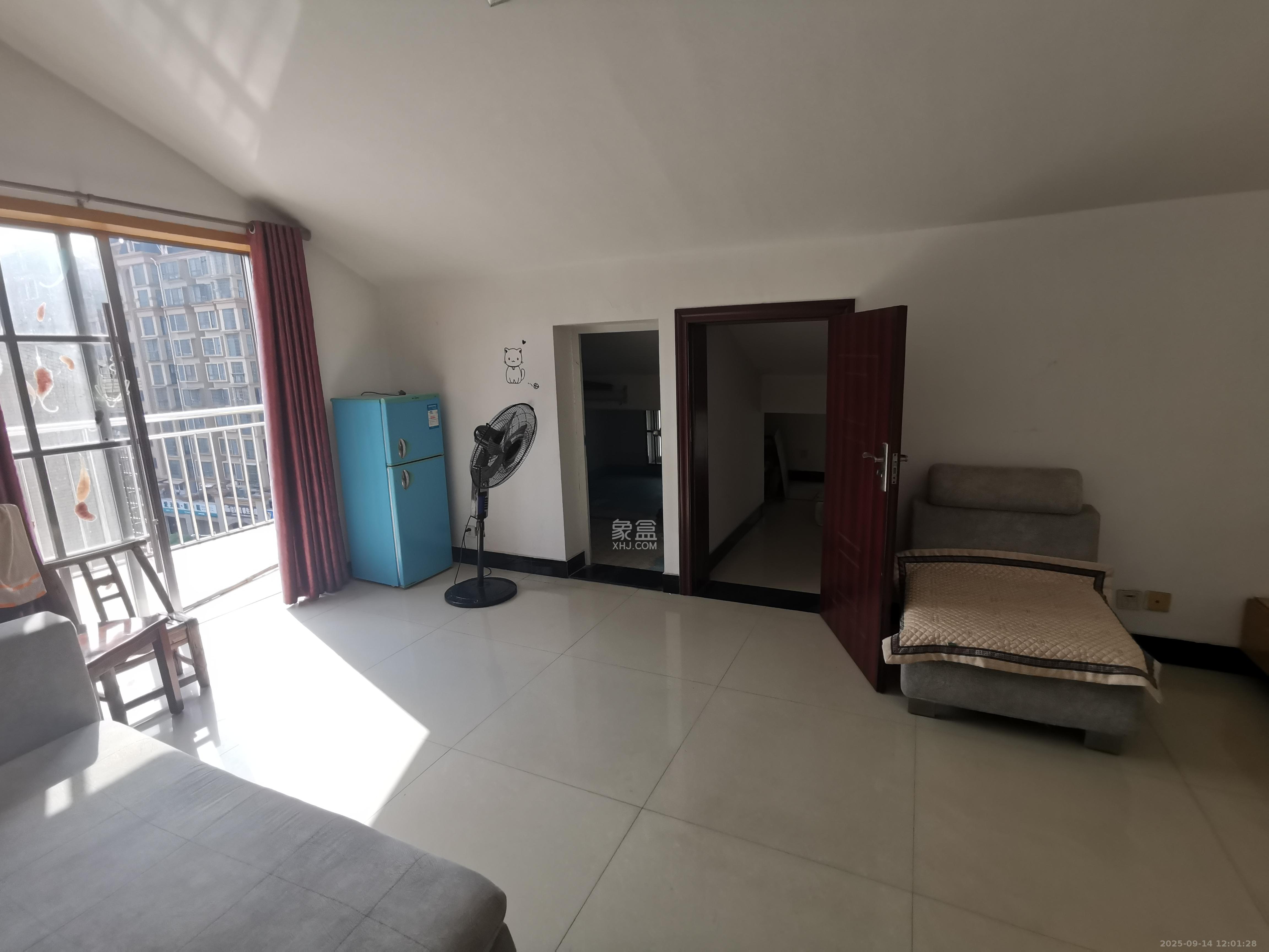 鄱阳小区 1室1厅1卫 900.0元/月 鄱阳小区 1室1厅1卫 900.0元/月室内图