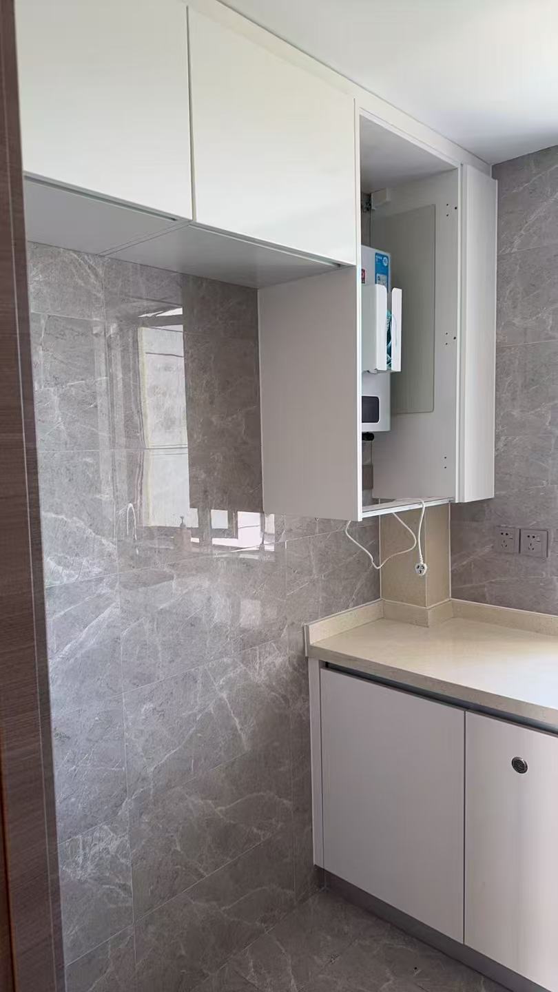 环球100宝龙城  3室2厅1卫    1800.0元/月 环球100宝龙城  3室2厅1卫    1800.0元/月室内图