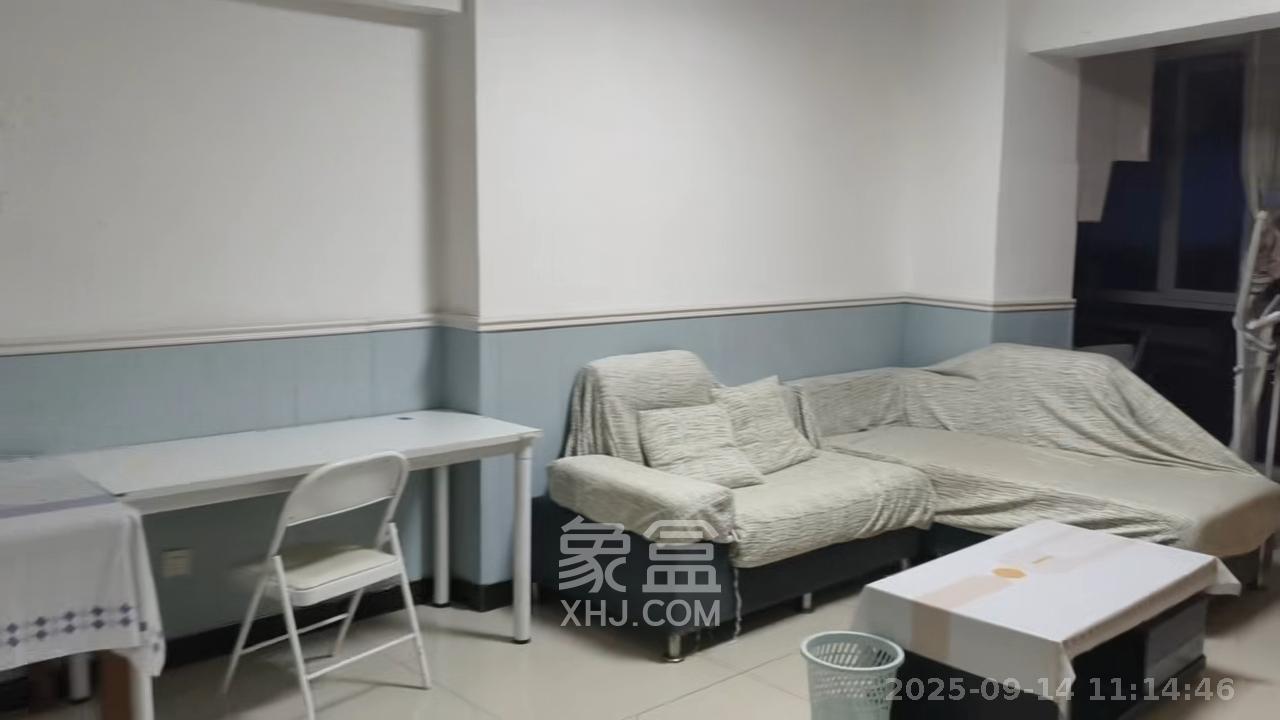 五一中央领御 2室1厅1卫 3400.0元/月 五一中央领御 2室1厅1卫 3400.0元/月室内图