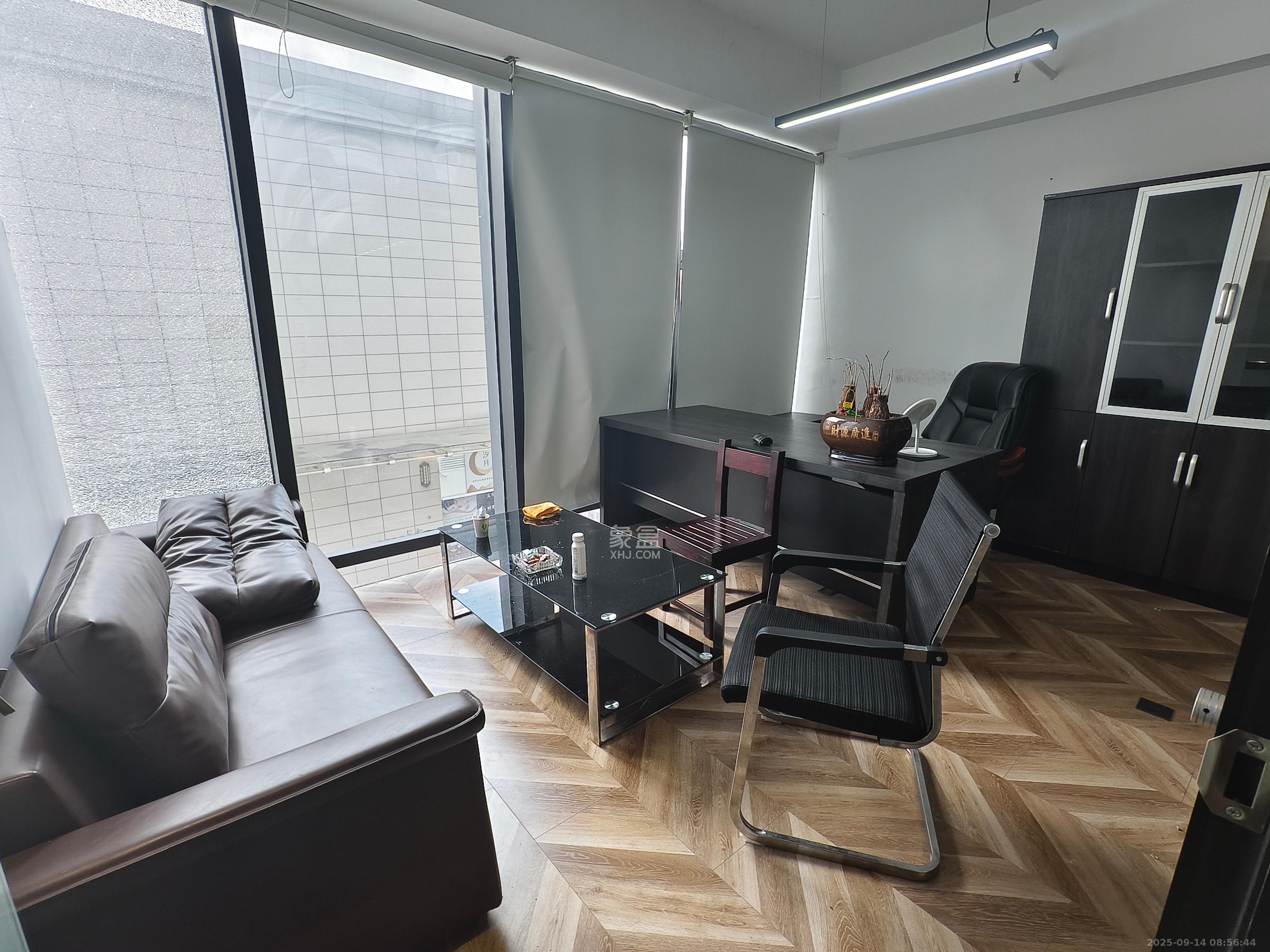 汇一城(汇壹公馆) 1室1厅1卫 1800.0元/月 汇一城(汇壹公馆) 1室1厅1卫 1800.0元/月室内图