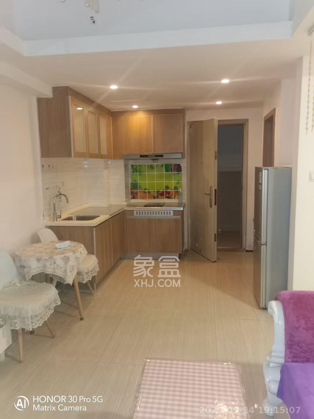 奥林匹克花园贡院三期  1室1厅1卫    1400.0元/月室内图