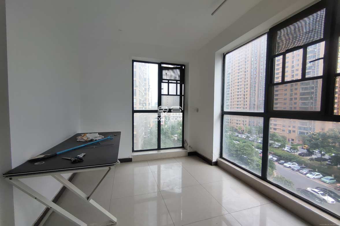 明发国际城 2室2厅1卫 1800.0元/月 明发国际城 2室2厅1卫 1800.0元/月室内图