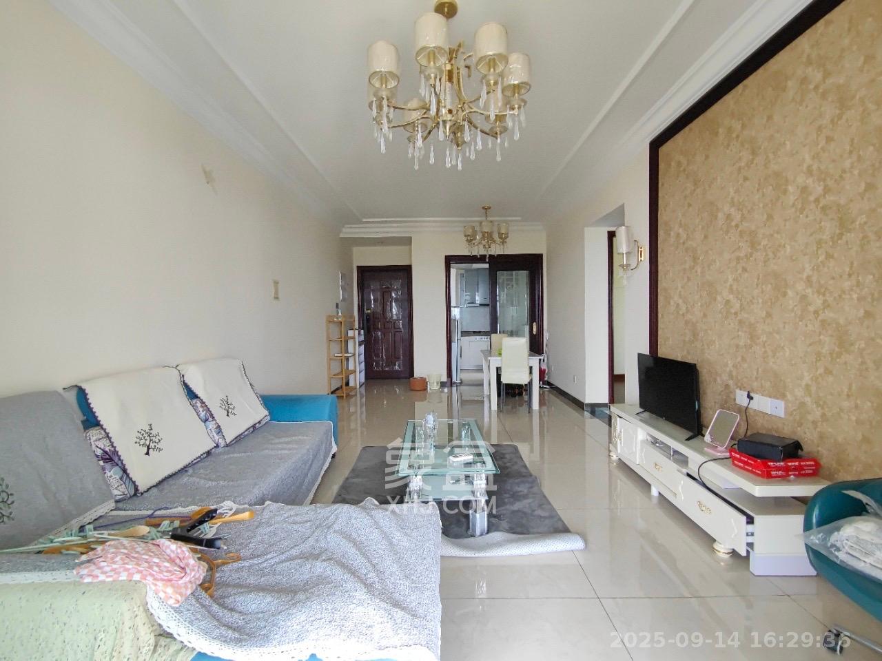 恒大雅苑  2室1厅1卫    2500.0元/月 恒大雅苑  2室1厅1卫    2500.0元/月