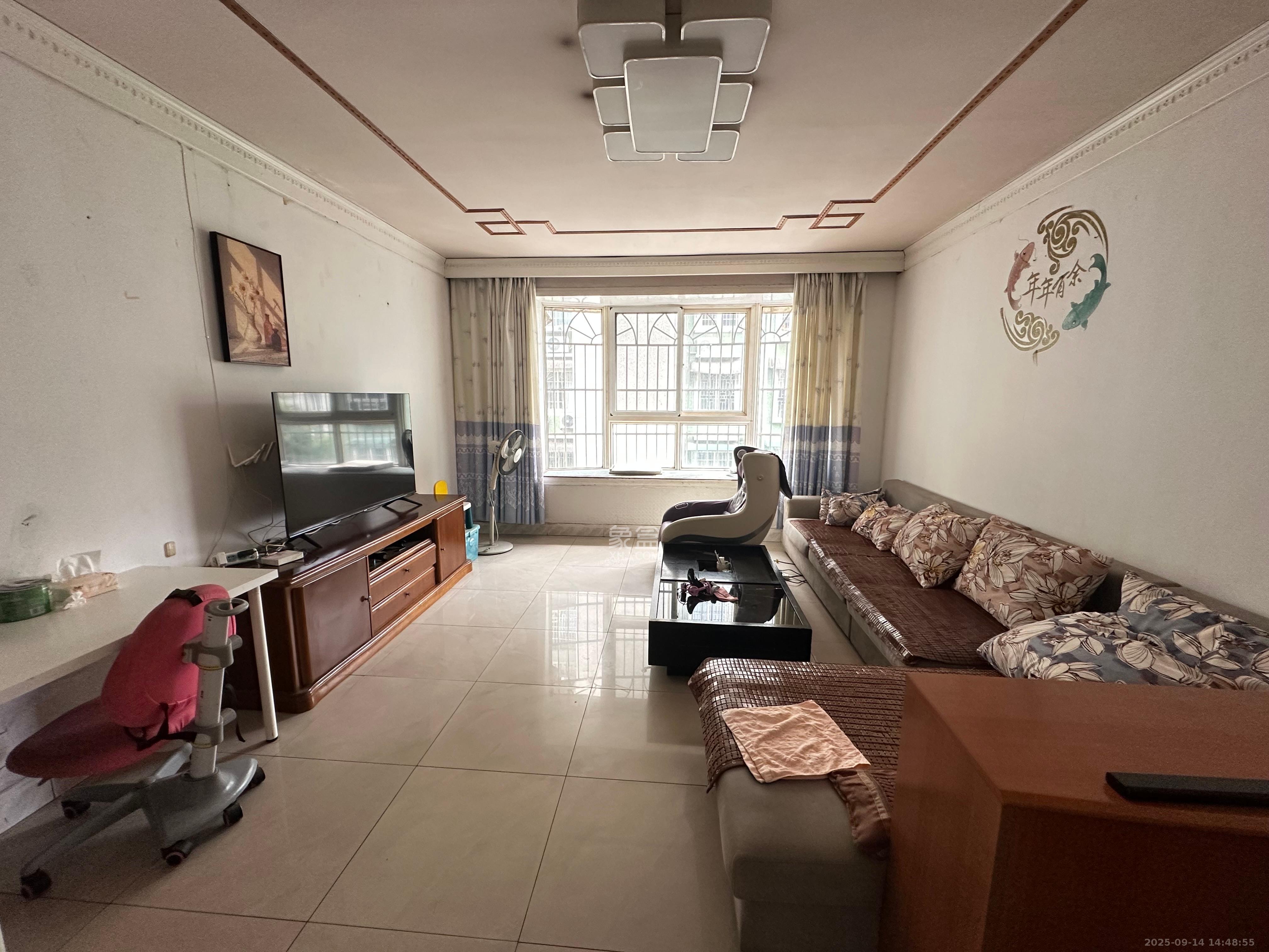 恒达花园  3室2厅1卫    2050.0元/月 恒达花园  3室2厅1卫    2050.0元/月