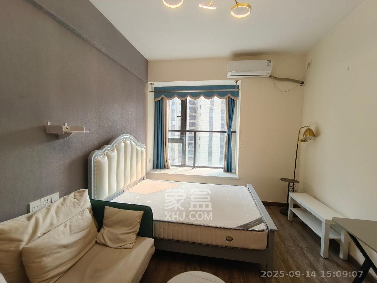 卓越浅水湾  1室1厅1卫   1500.00元/月室内图1