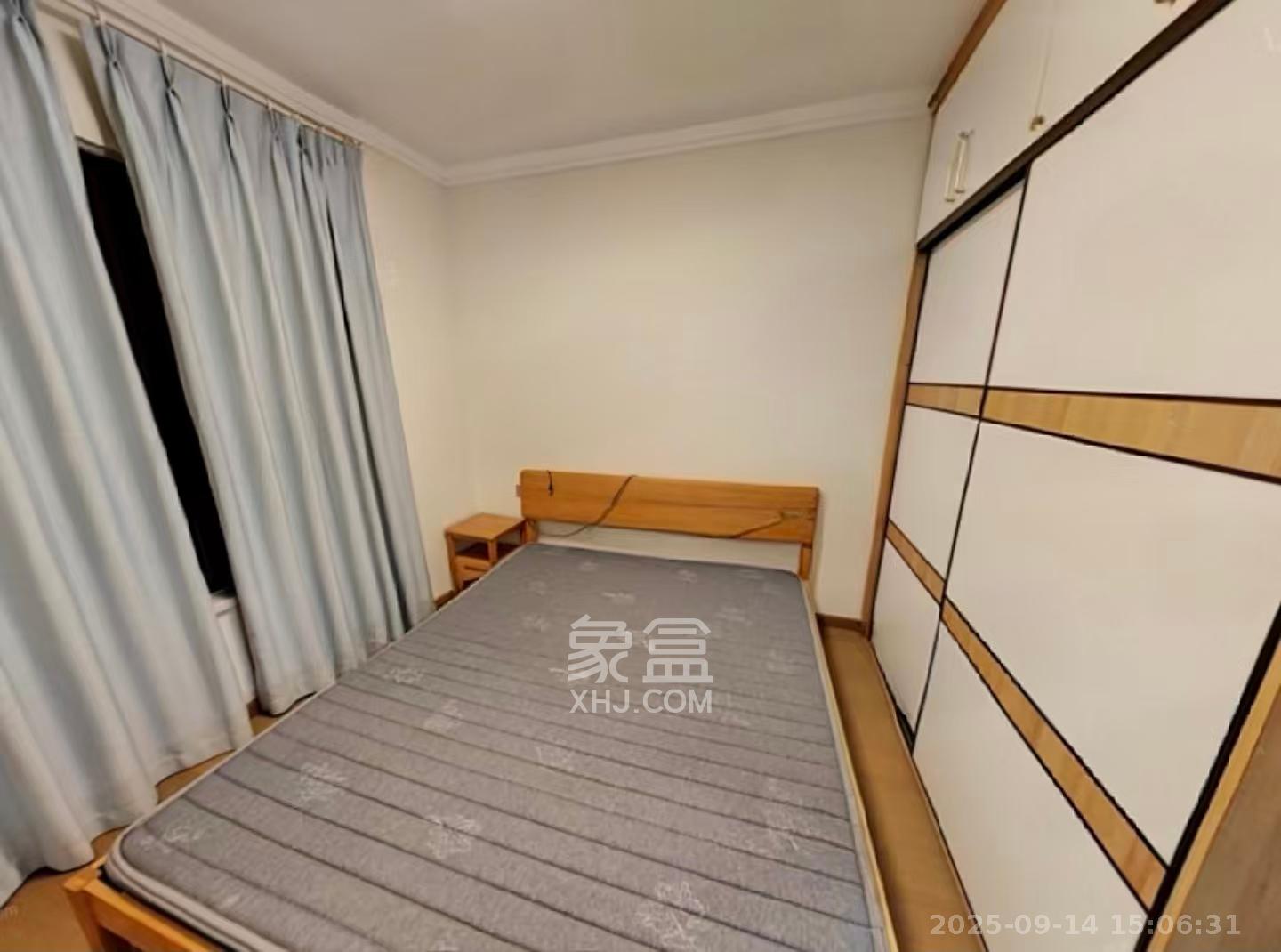 阳光城尚东湾蓝莓苑 3室2厅2卫 3300.0元/月 阳光城尚东湾蓝莓苑 3室2厅2卫 3300.0元/月室内图