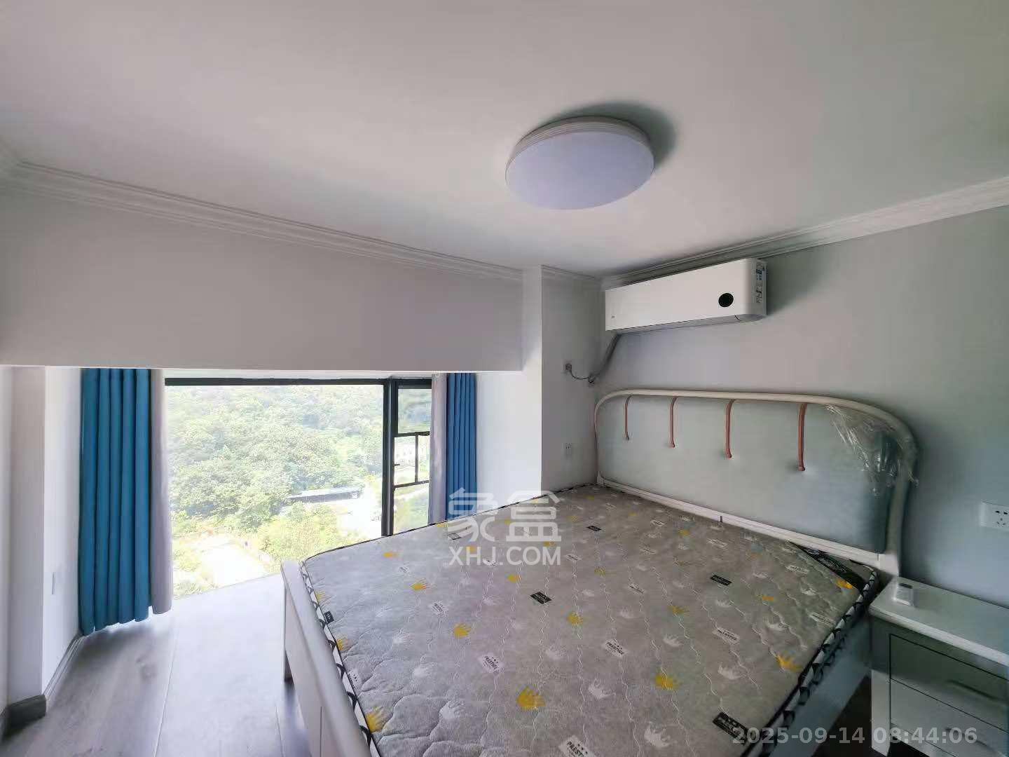 天麓轻奢国际  2室1厅1卫    1800.0元/月室内图