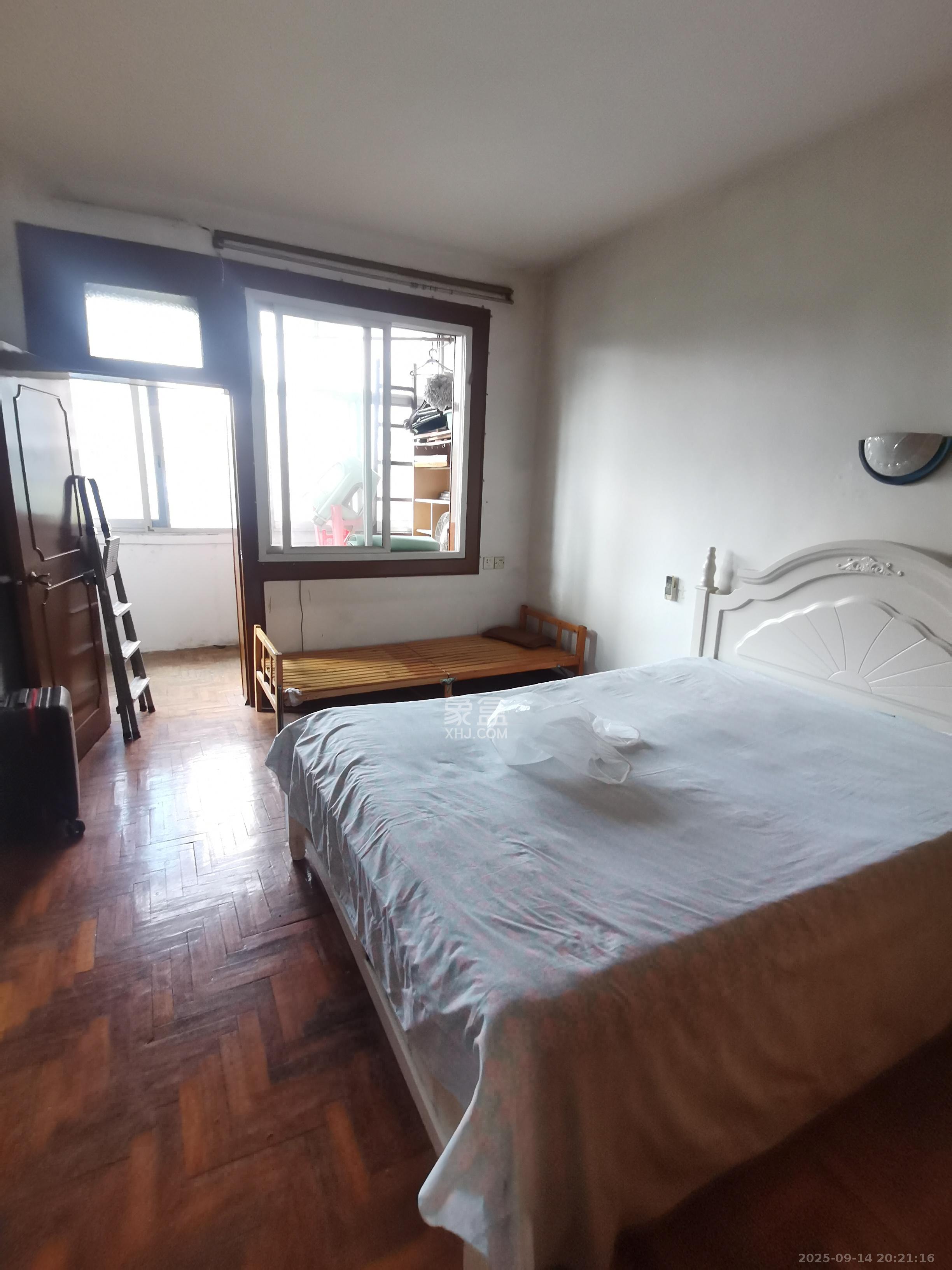 化油器厂宿舍  2室2厅1卫    1400.0元/月室内图