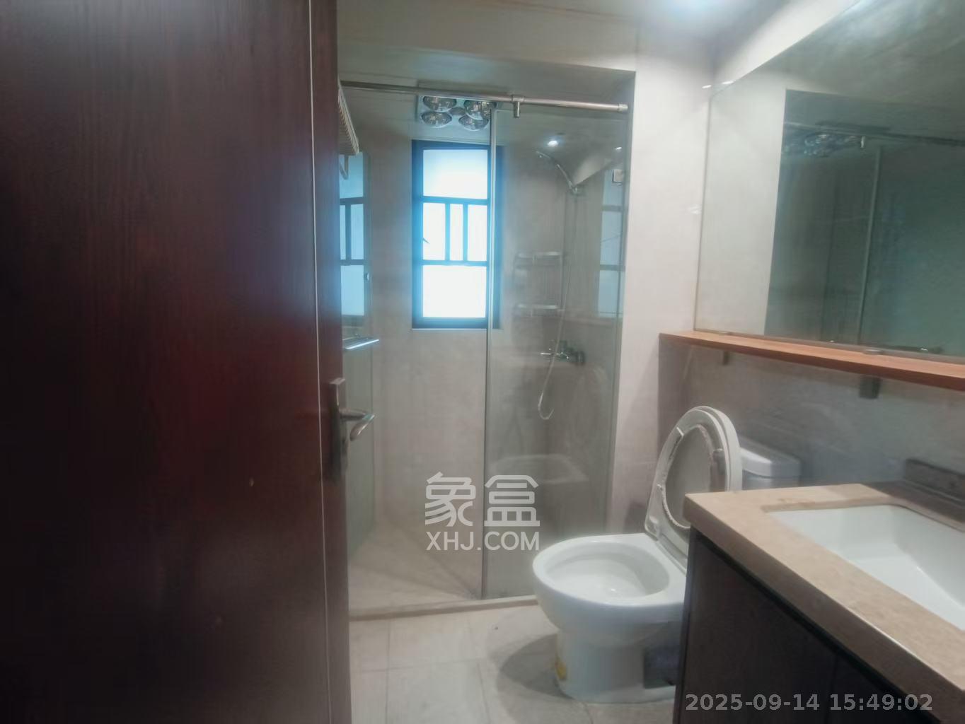 时代倾城二期  3室2厅2卫    2200.0元/月室内图